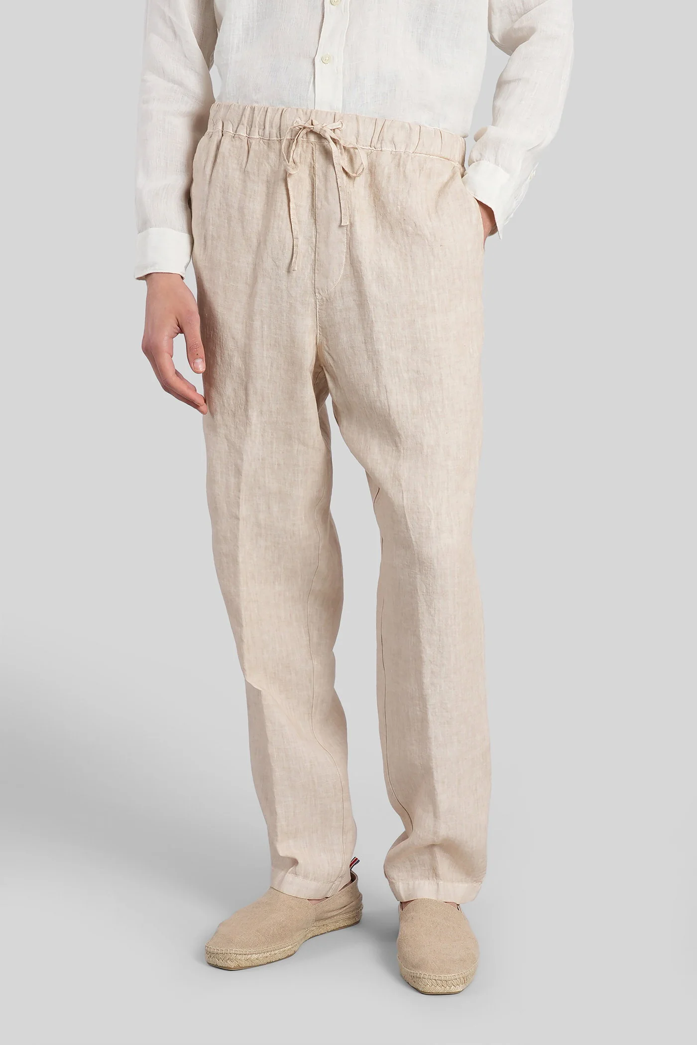 Pants in beige linen