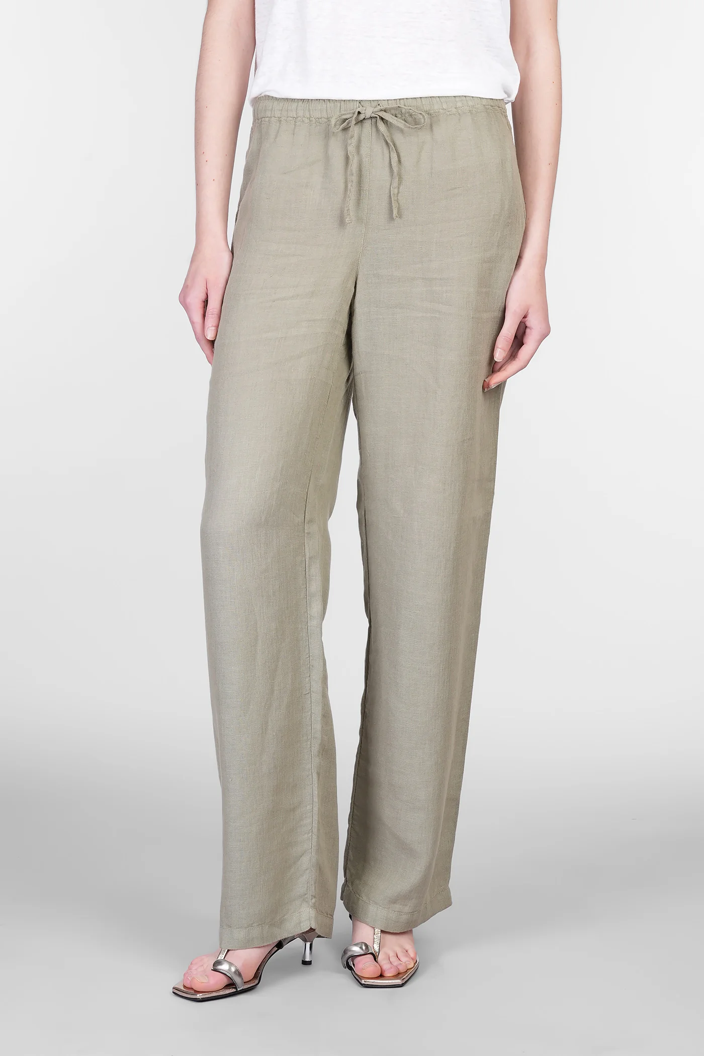 Pants in green linen