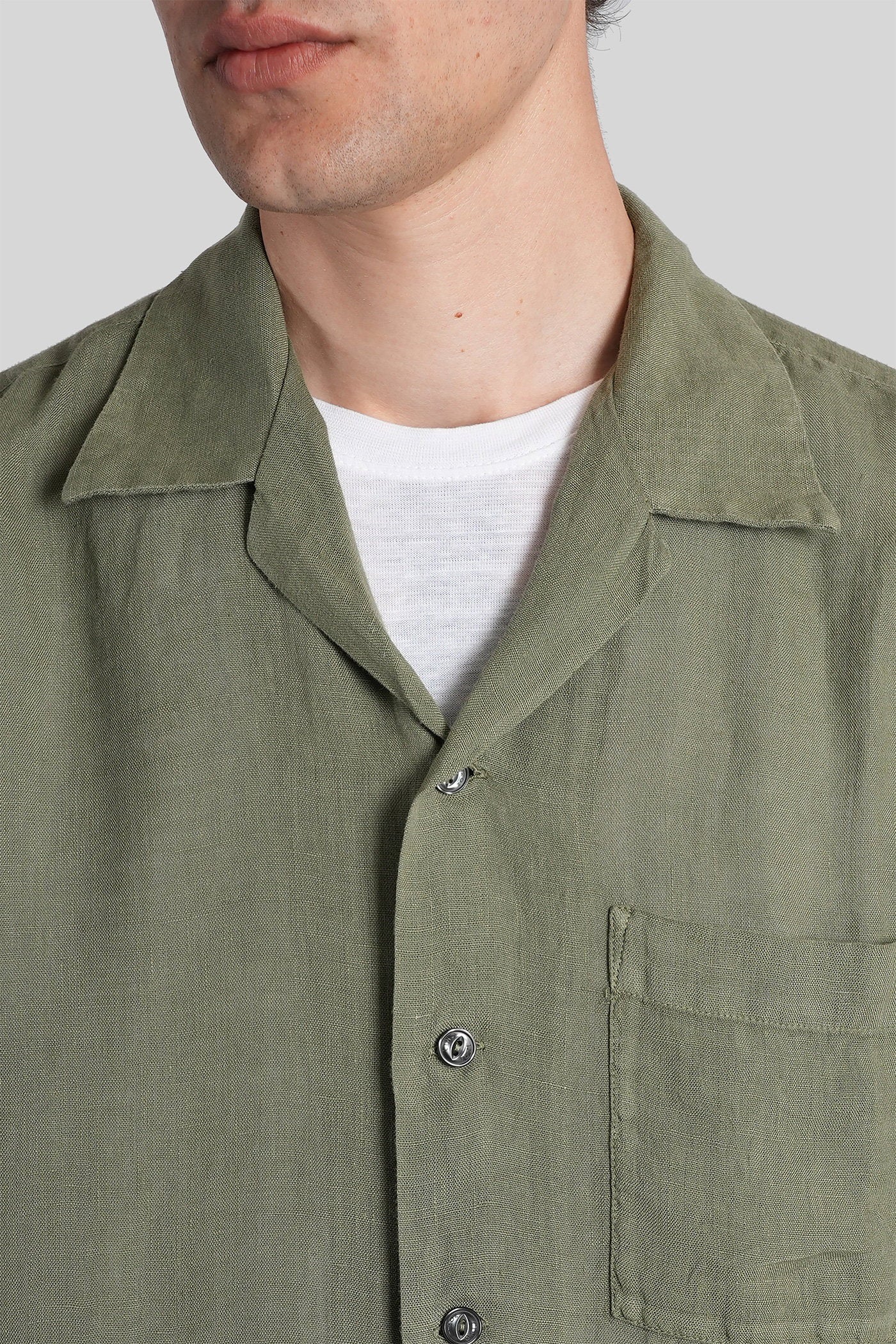 Shirt in green linen - Image 5
