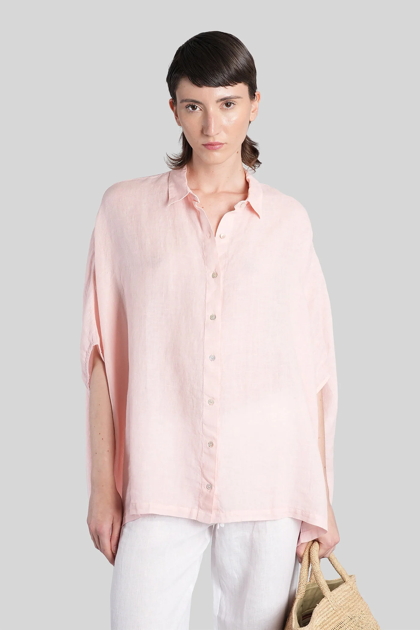 Shirt in rose-pink linen