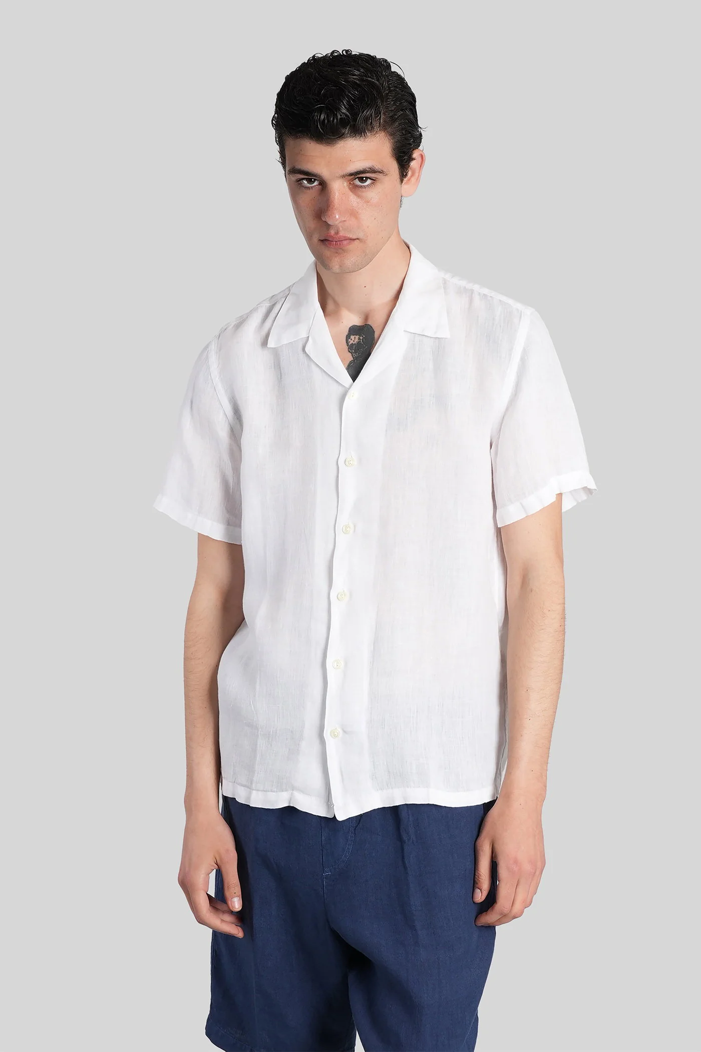 Shirt in white linen