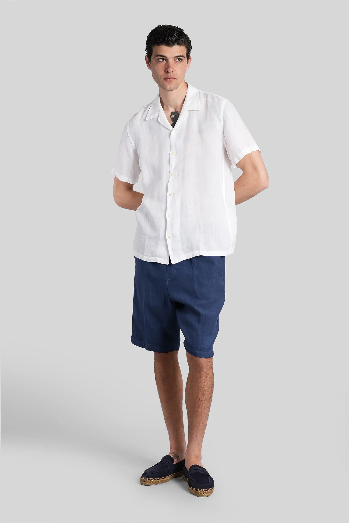 Shirt in white linen - Image 2