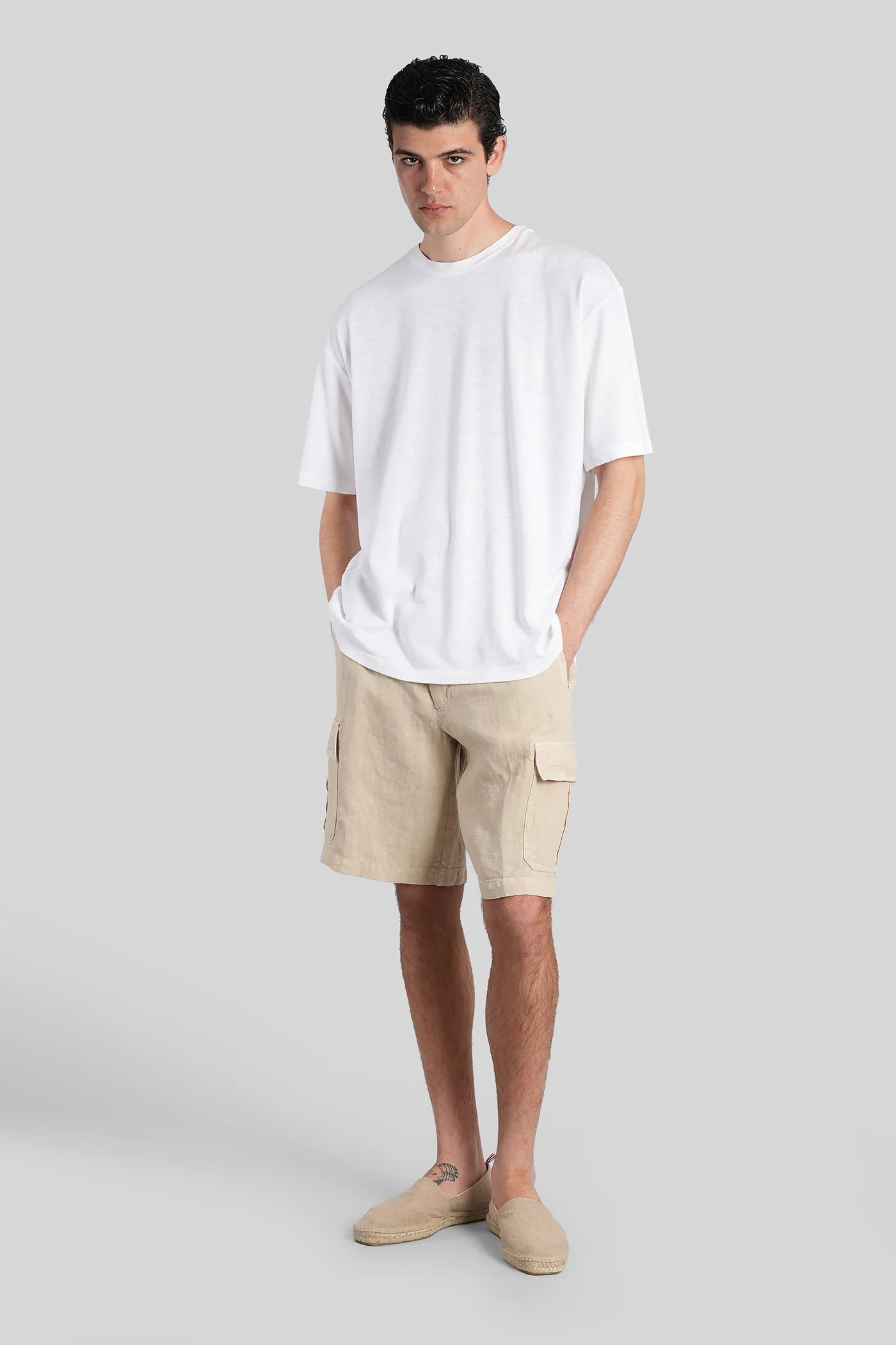 Shorts in beige linen - Image 2