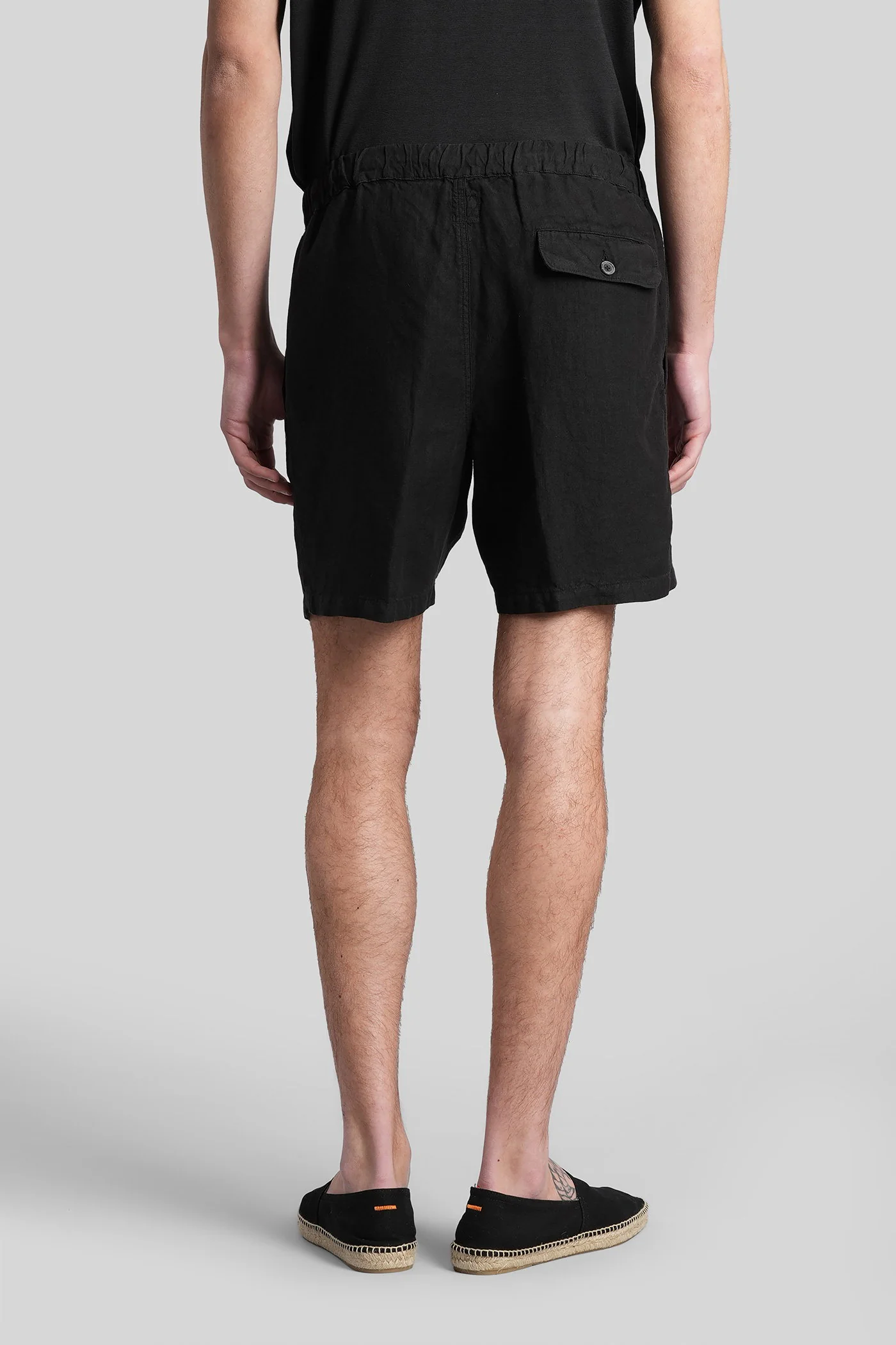 Shorts in black linen - Image 3