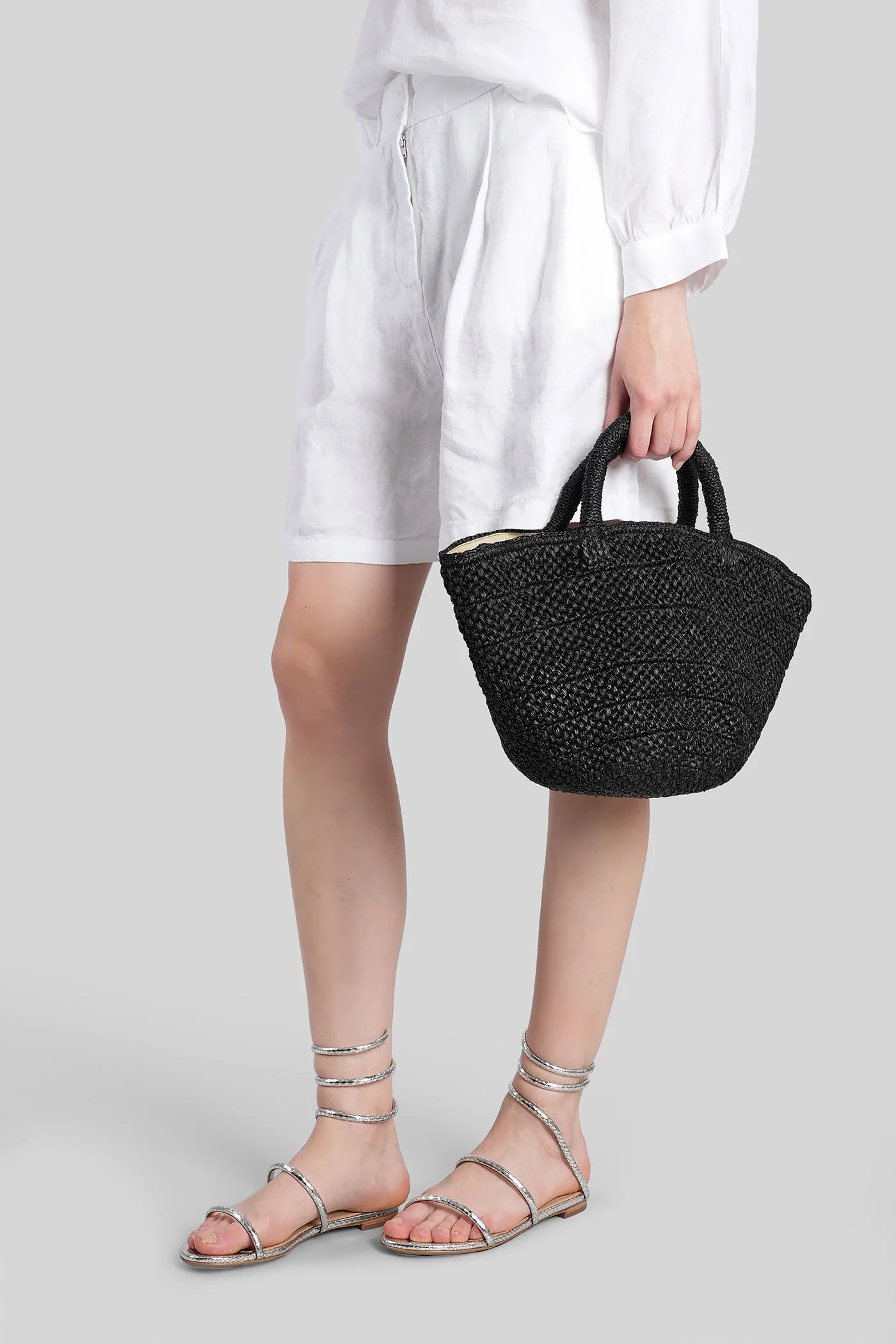 Shorts in white linen - Image 4