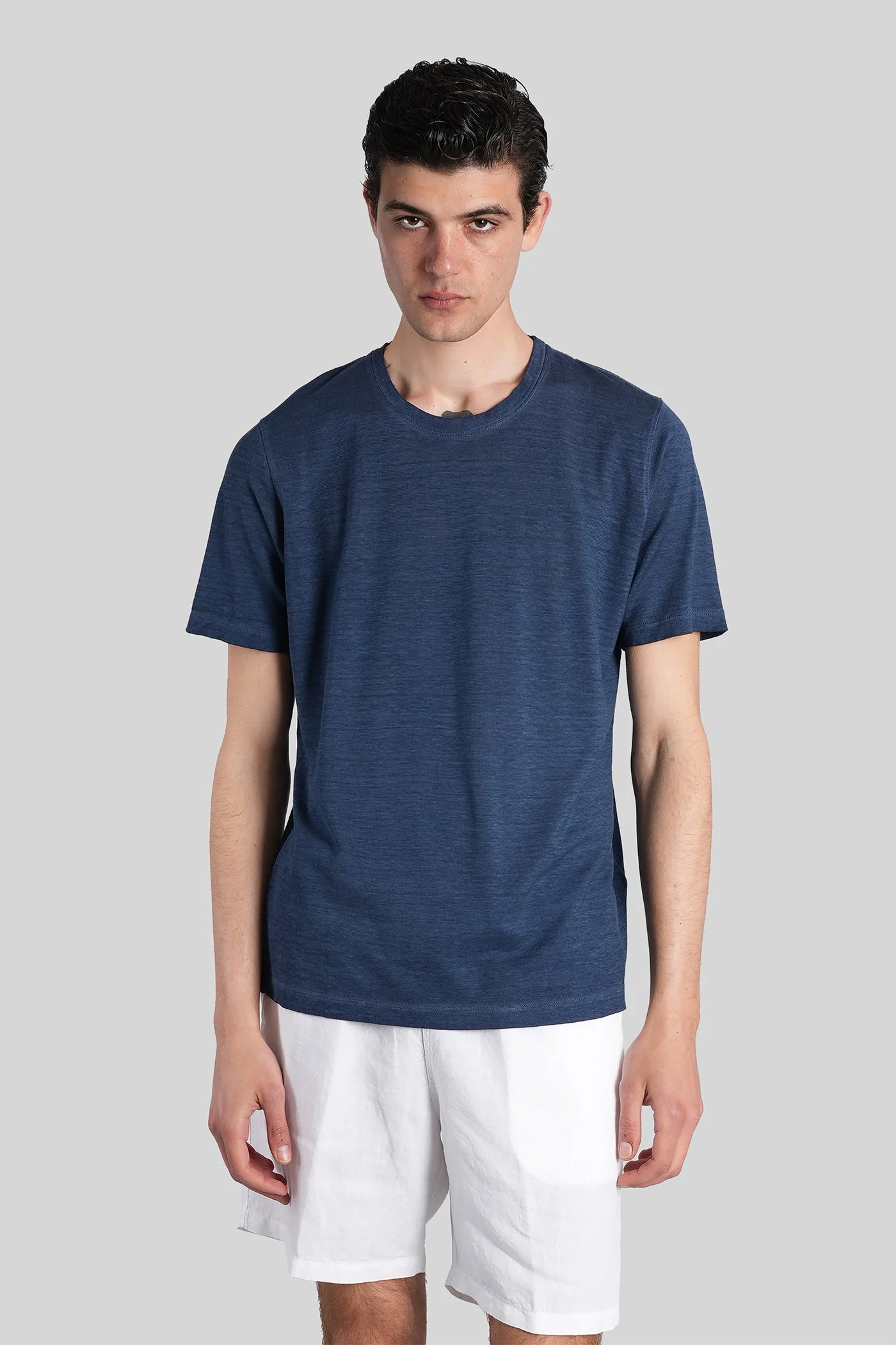 T-Shirt in blue linen