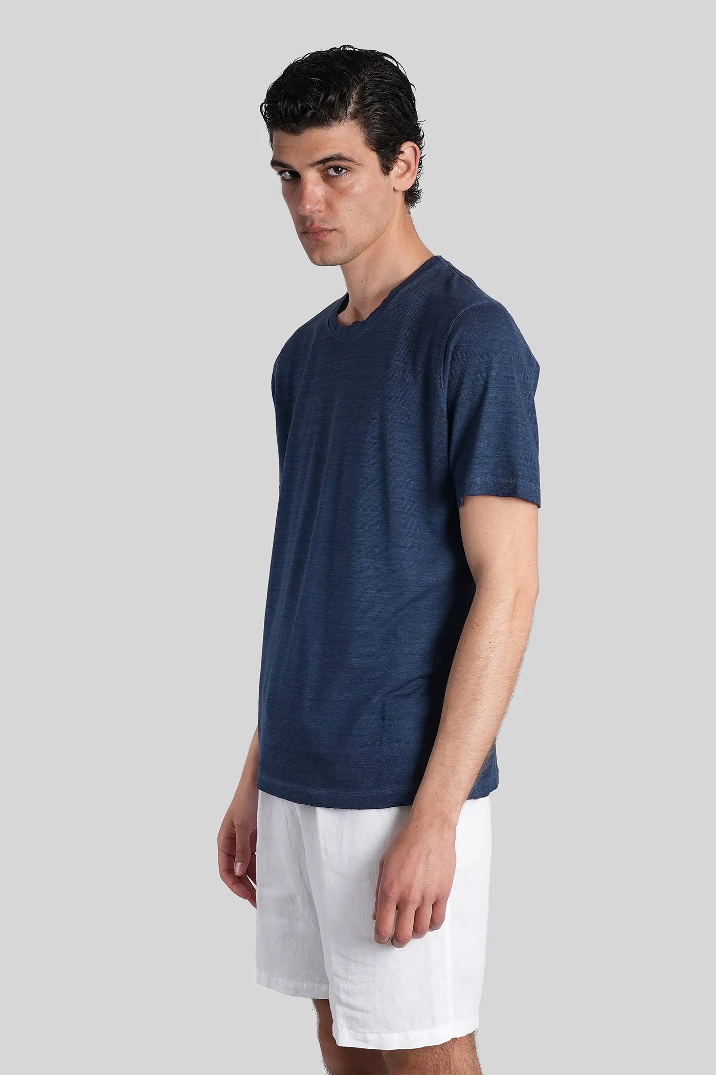 T-Shirt in blue linen - Image 4