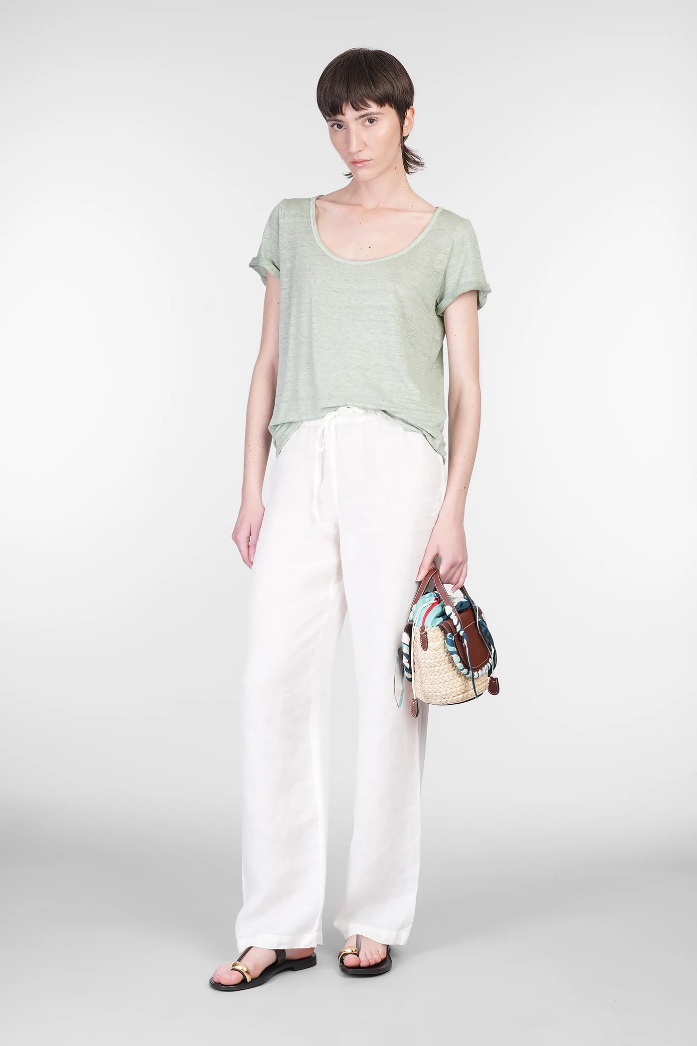 T-Shirt in green linen - Image 2