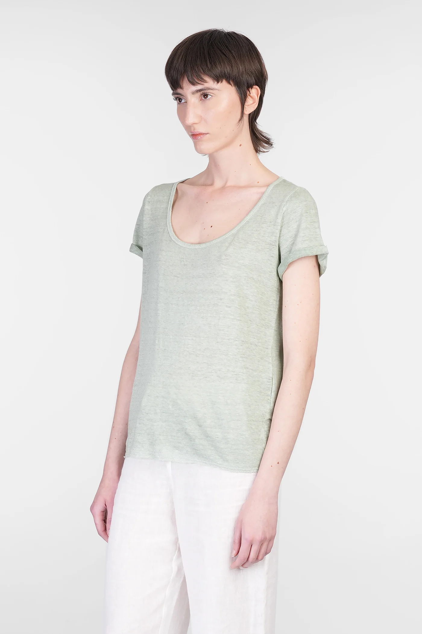 T-Shirt in green linen - Image 4