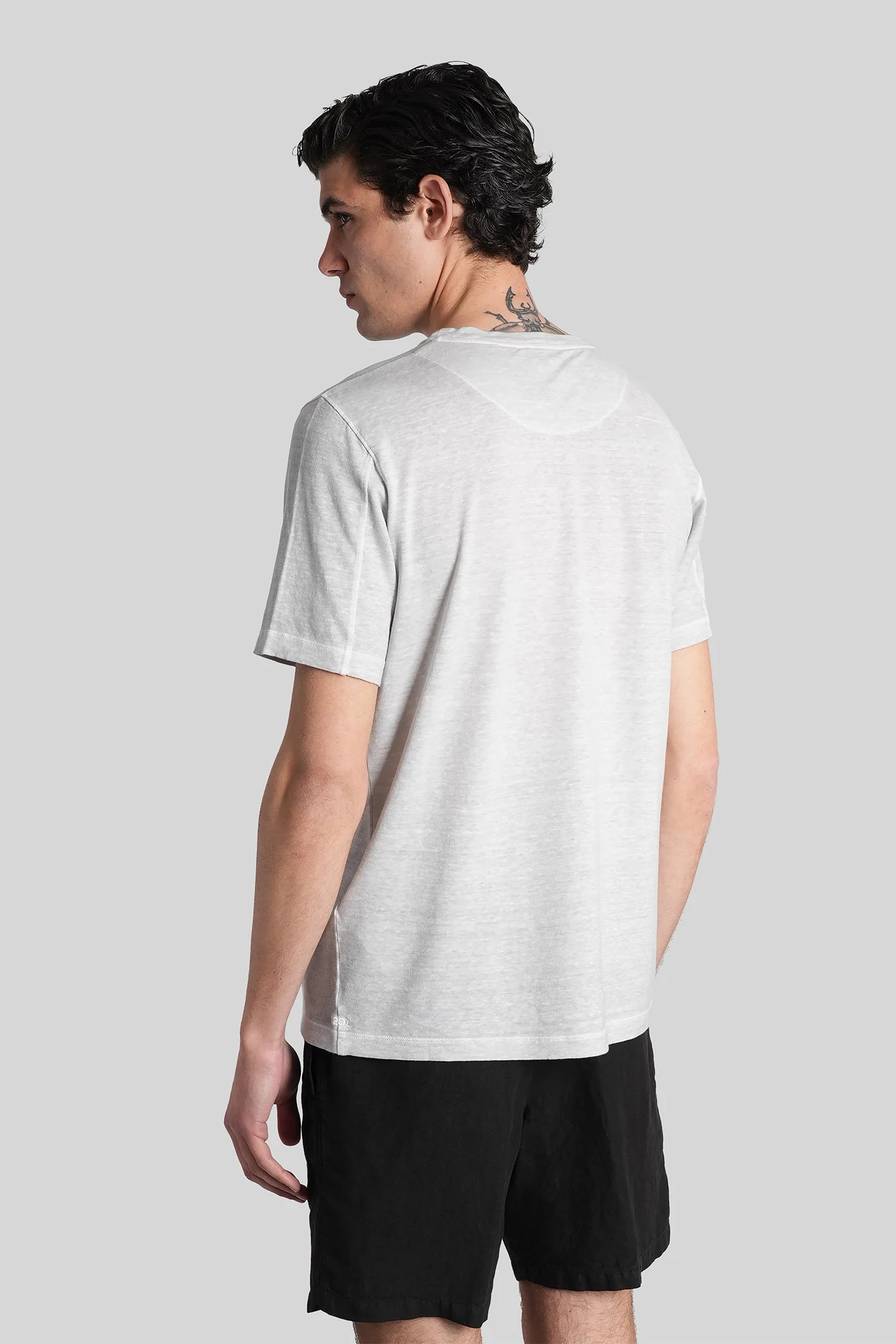 T-Shirt in grey linen - Image 3