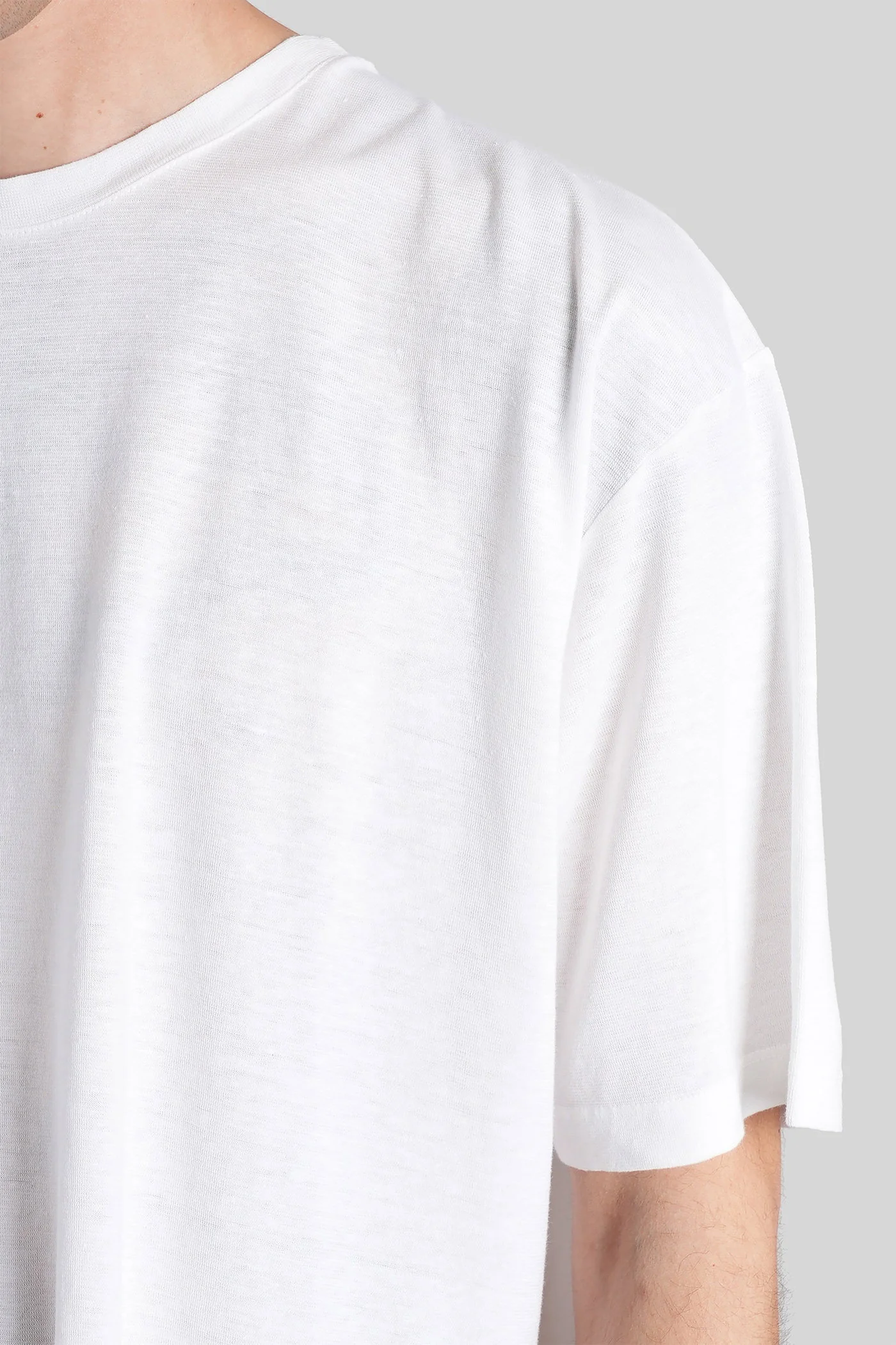 T-Shirt in white linen - Image 5