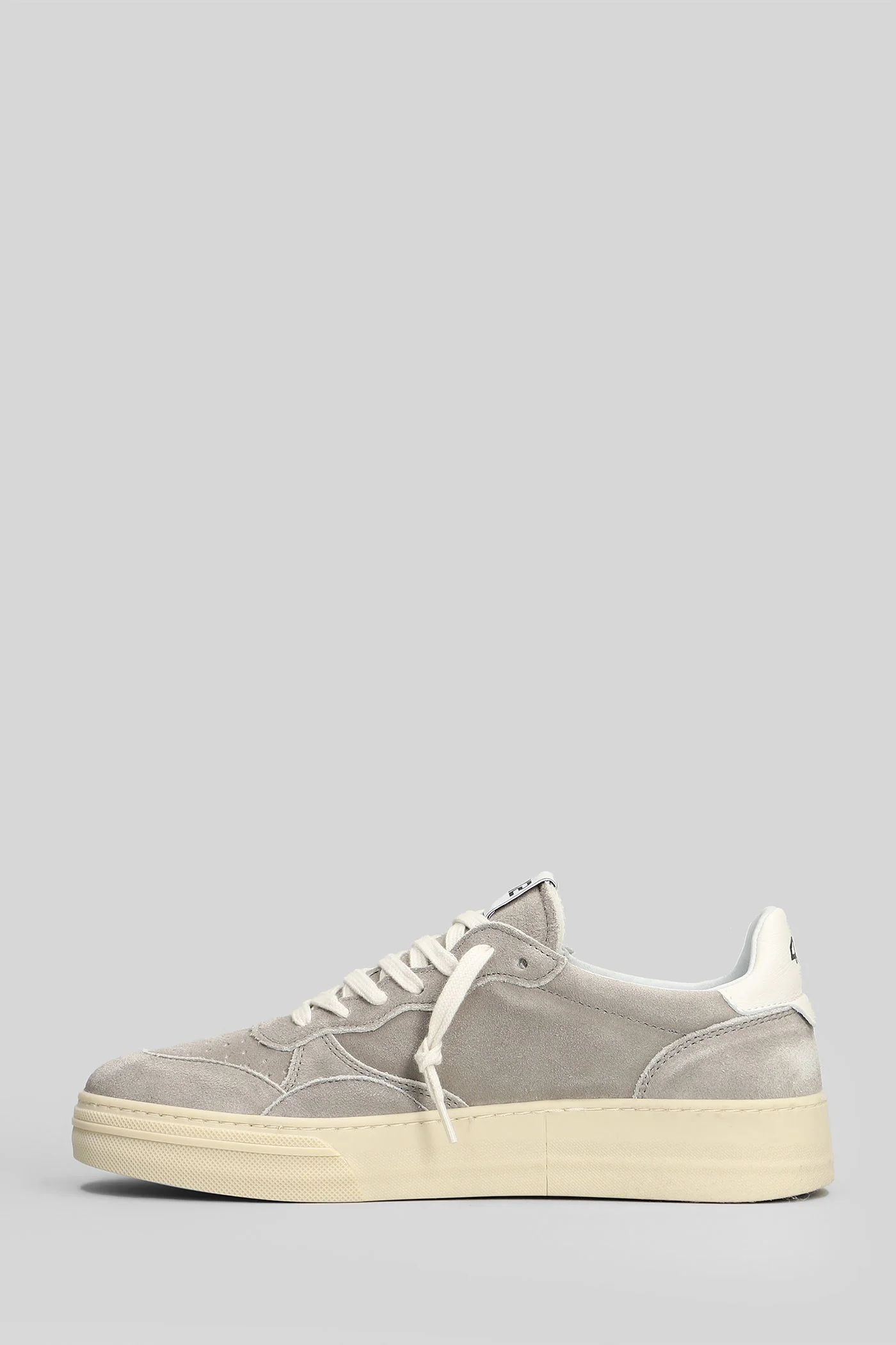 Hyper Sneakers in grey suede - Image 3
