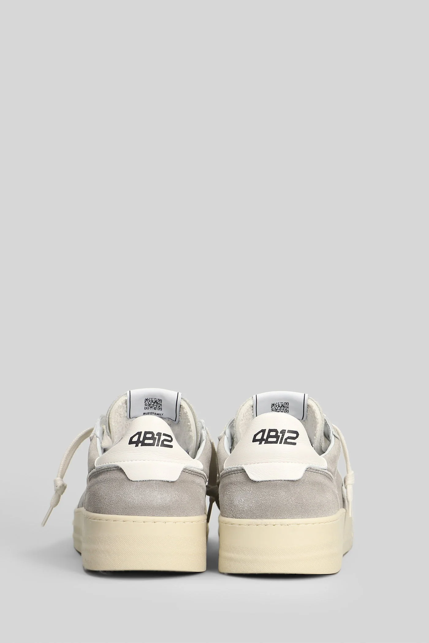 Hyper Sneakers in grey suede - Image 4