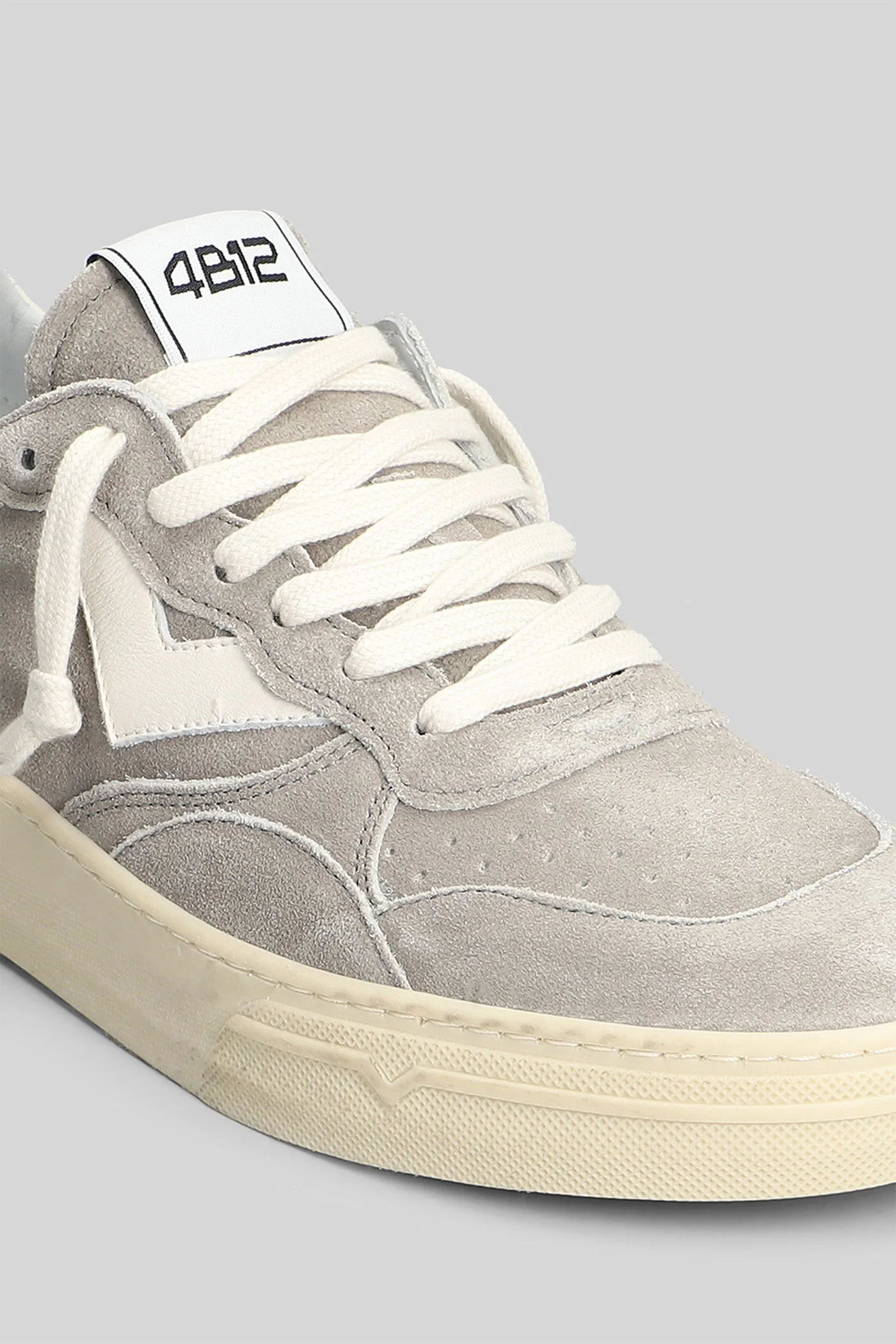 Hyper Sneakers in grey suede - Image 5