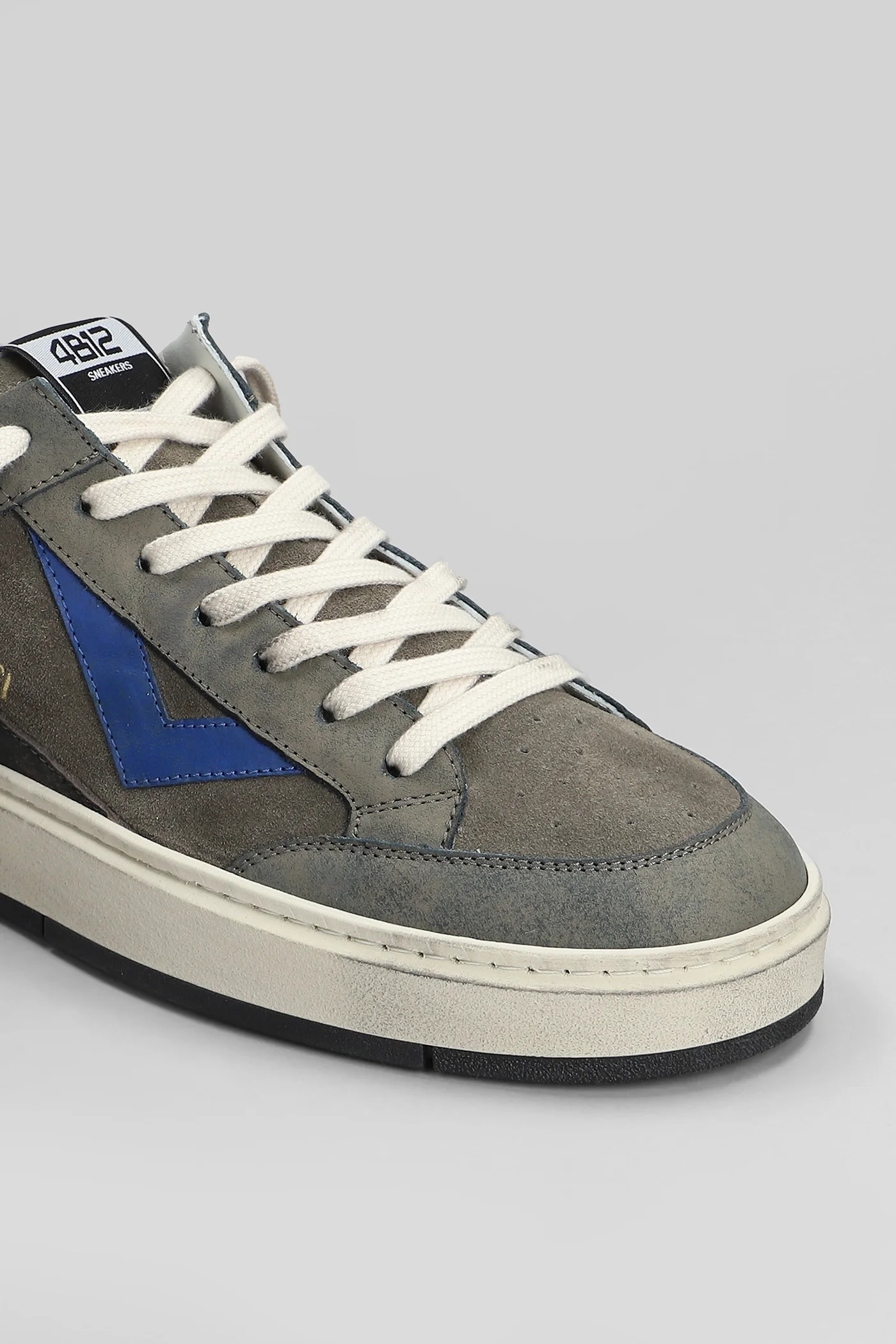 Kyle Sneakers in taupe suede and leather - Image 5