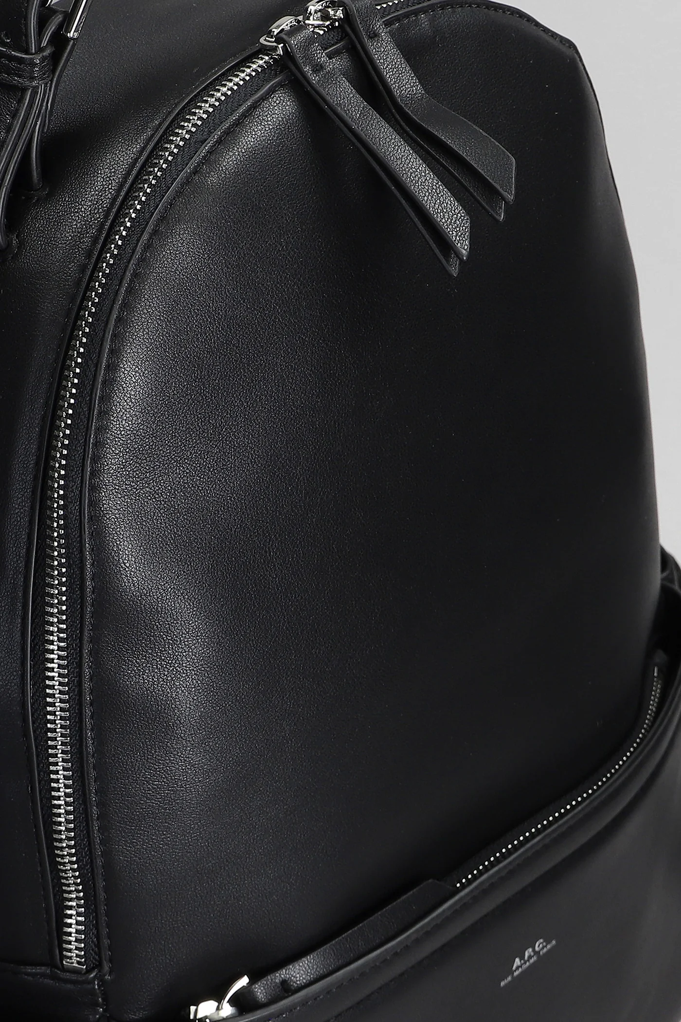 Nino Backpack in black Polyuretan - Image 4