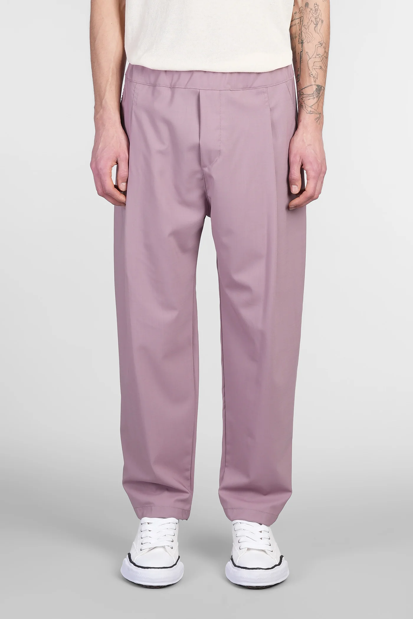 Pants in rose-pink wool