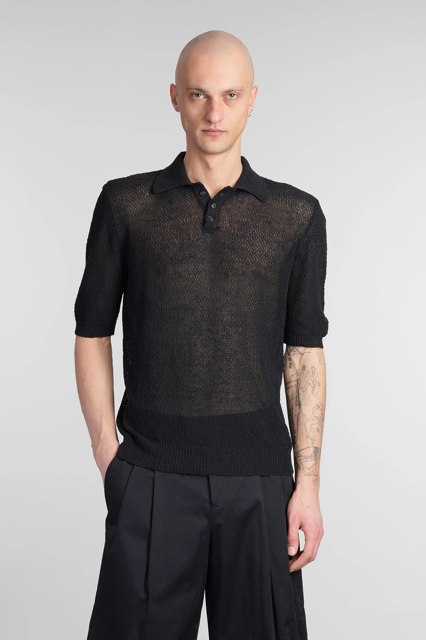 Polo in black linen