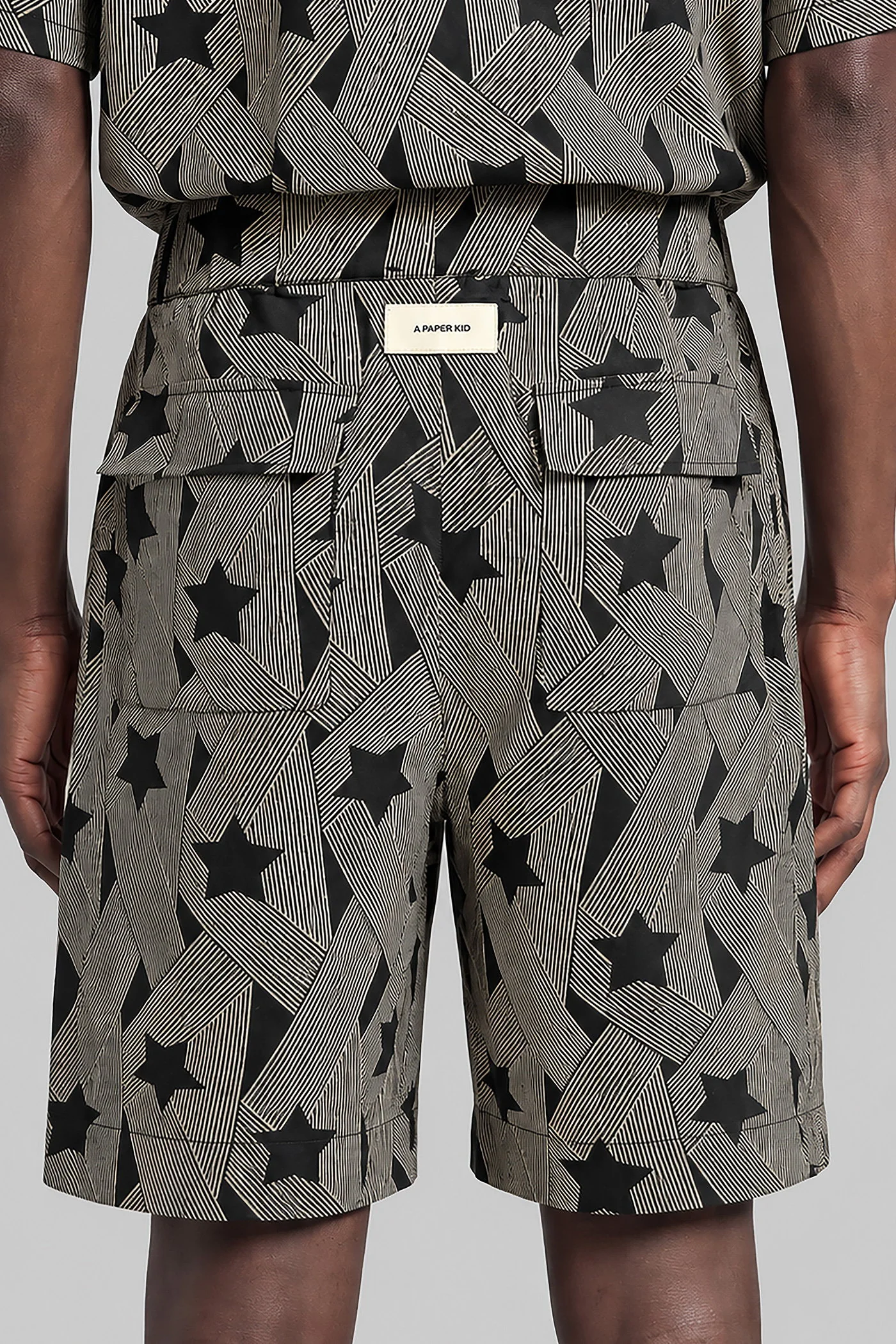 Shorts in black viscose - Image 5