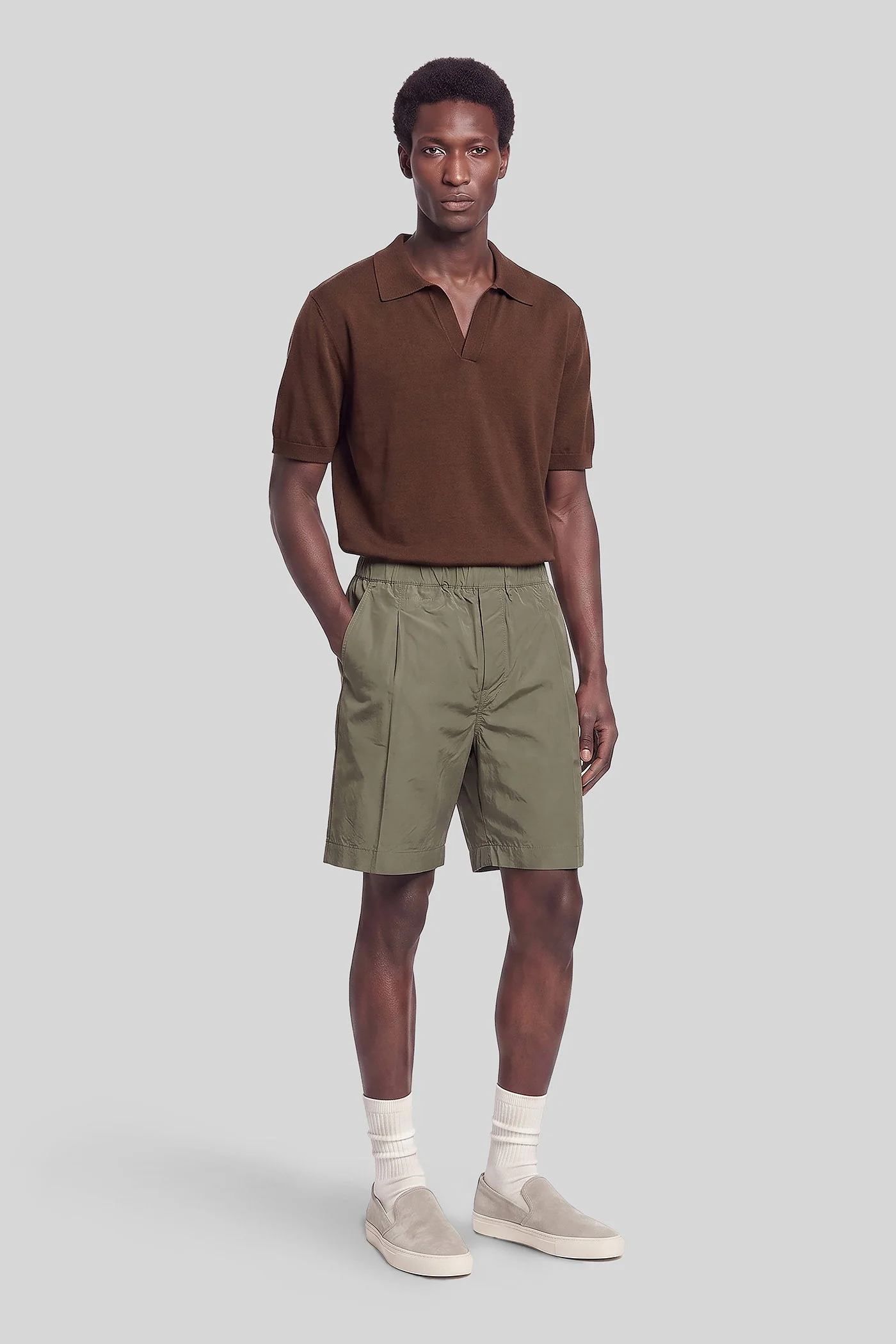 Shorts in green cotton - Image 2
