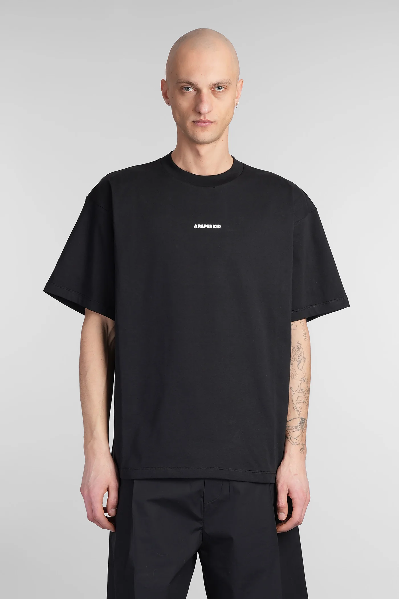 T-Shirt in black cotton