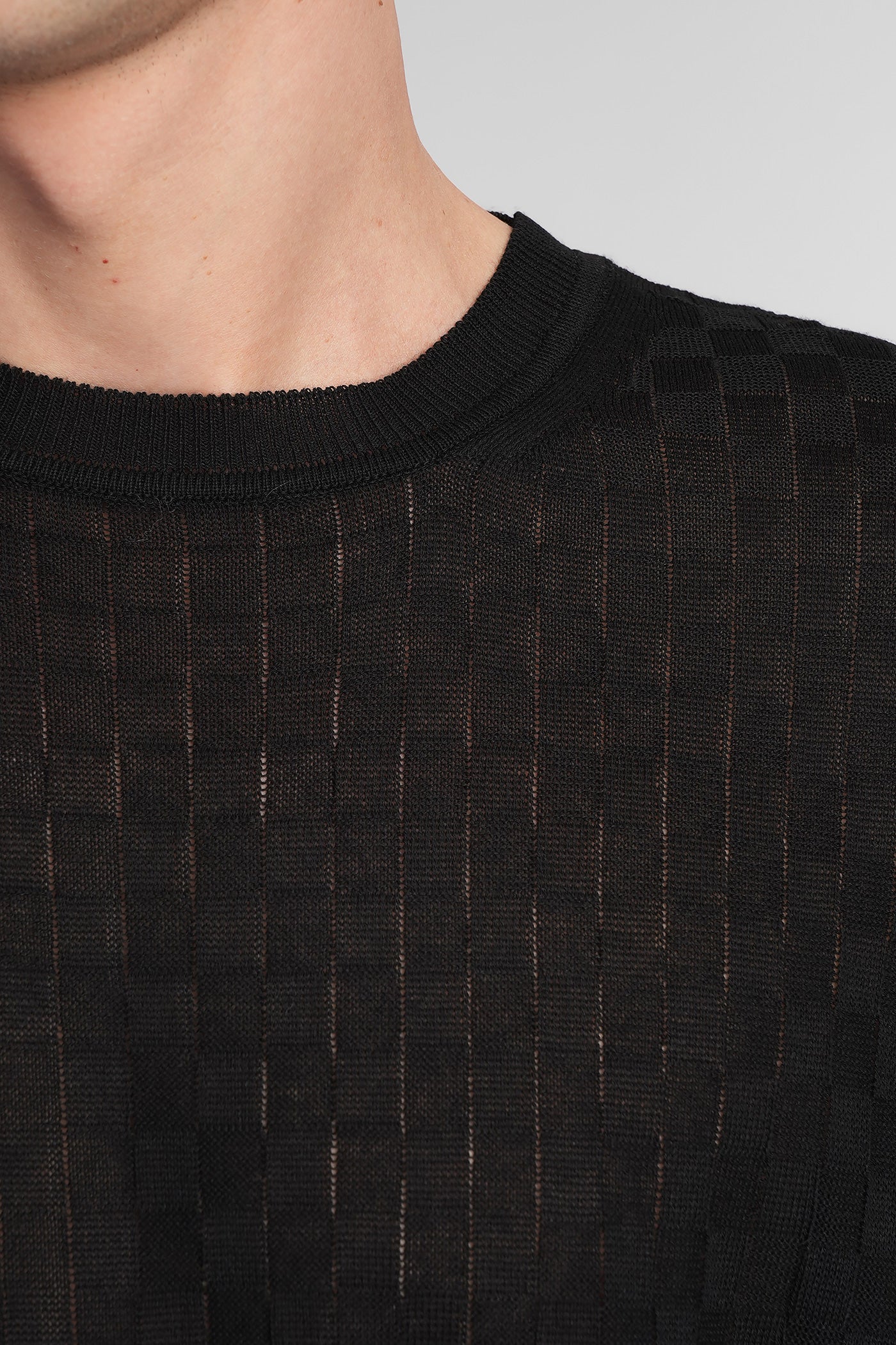 T-Shirt in black viscose - Image 5