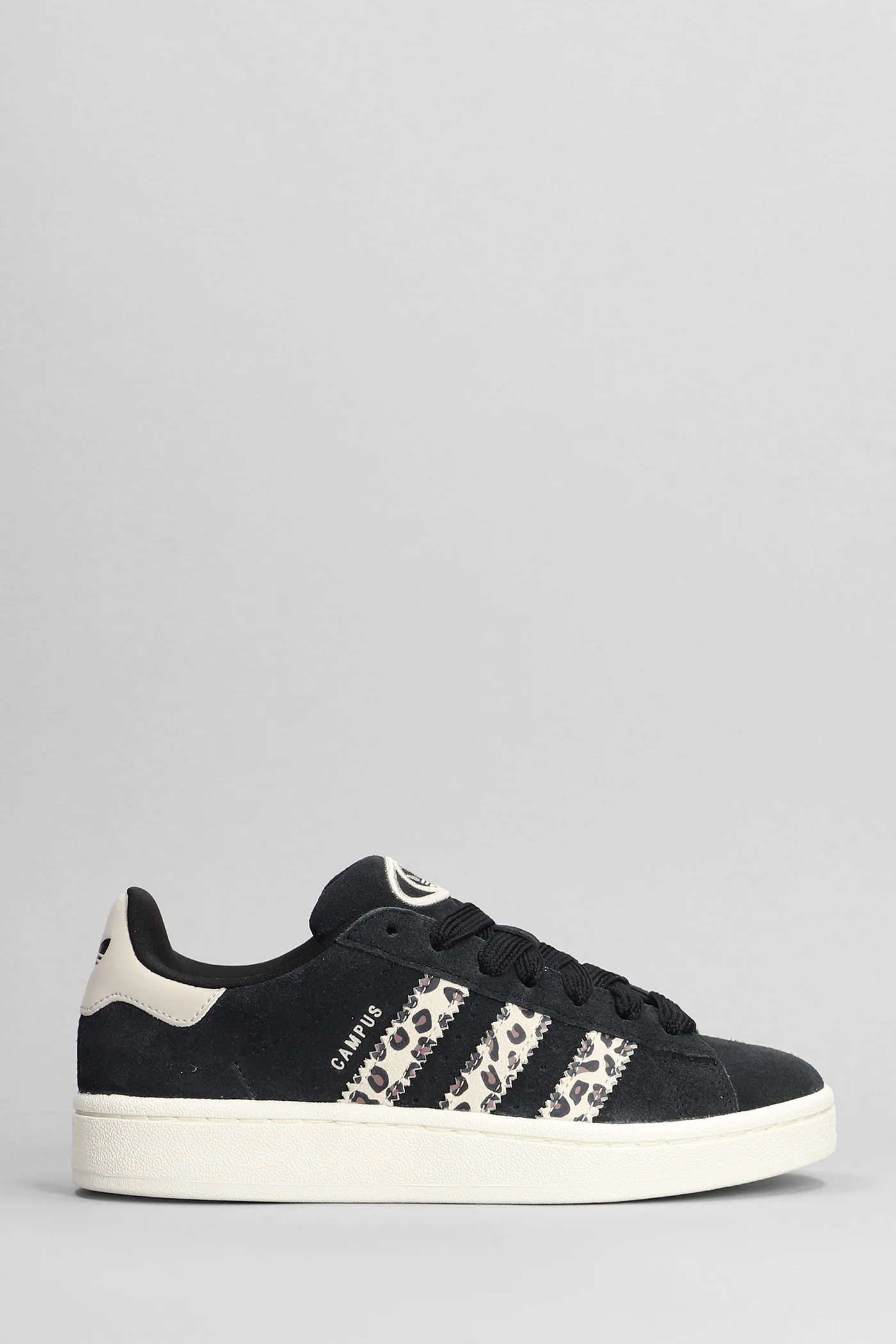 Campus 00s Sneakers in black suede