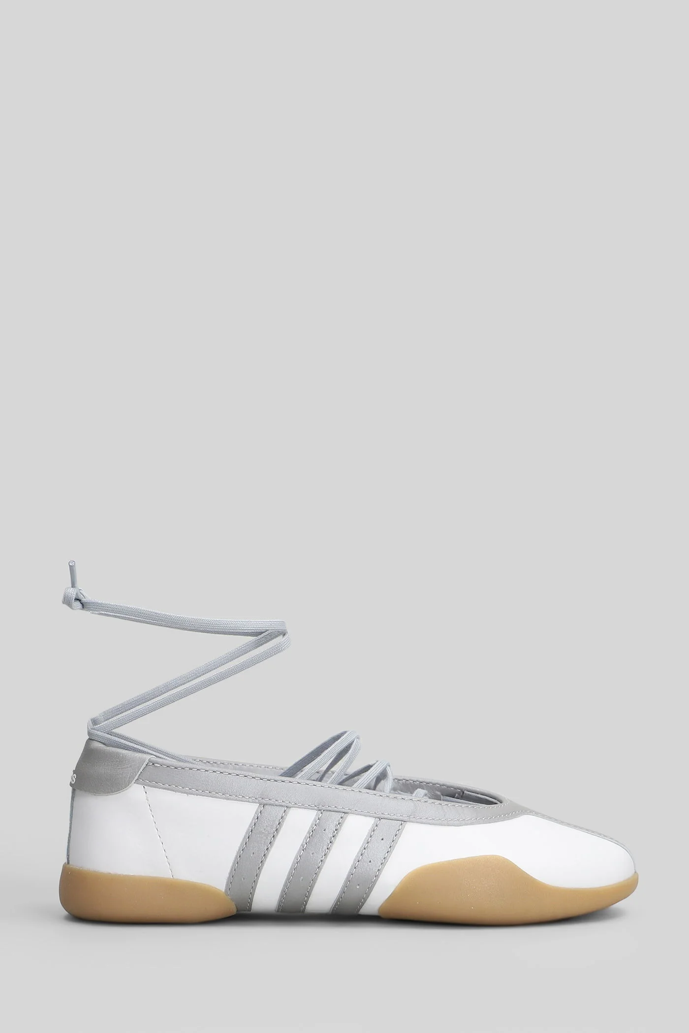 Taekwondo Mei Balle Sneakers in white leather