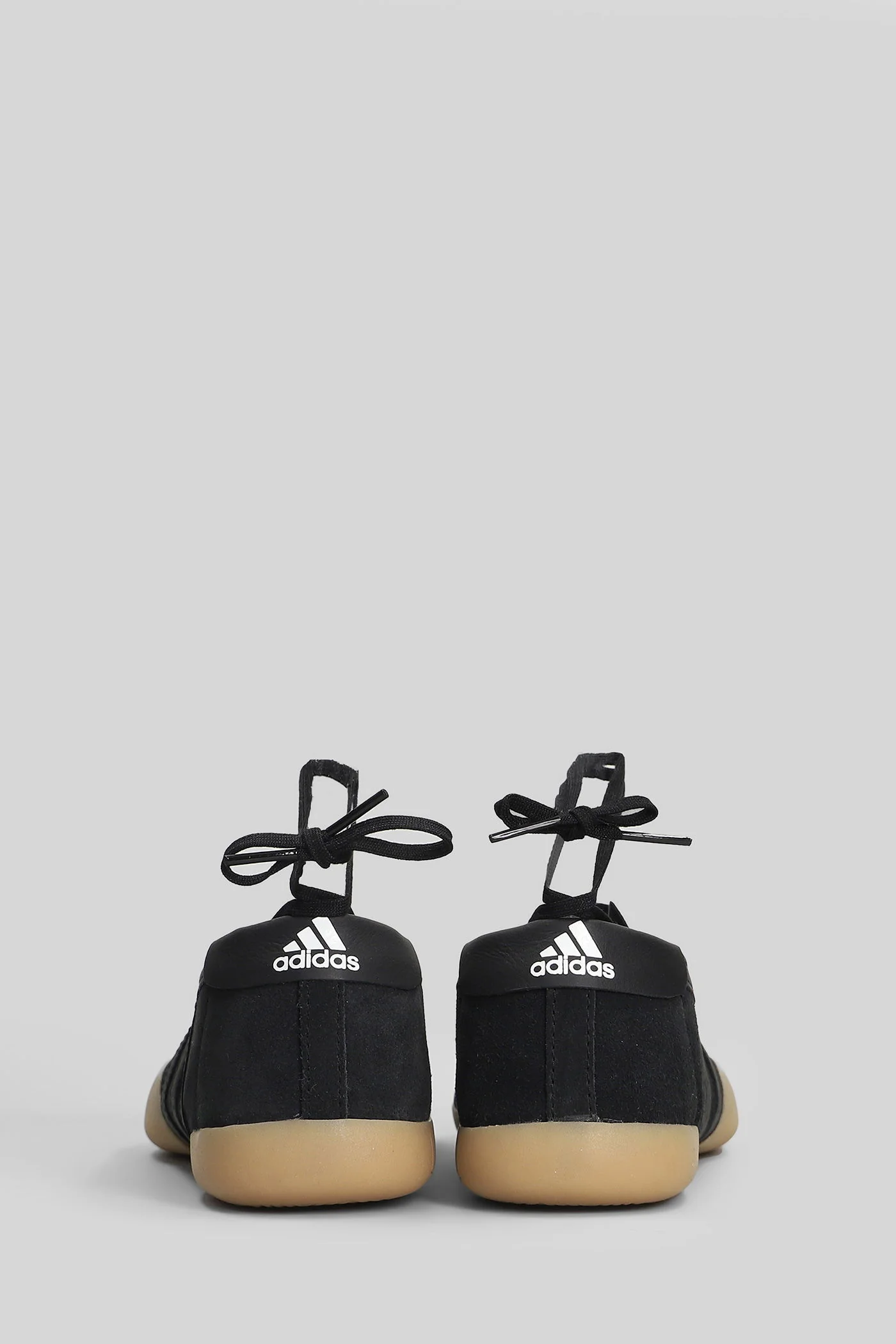 Taekwondo Mei Ballet Sneakers in black suede - Image 4