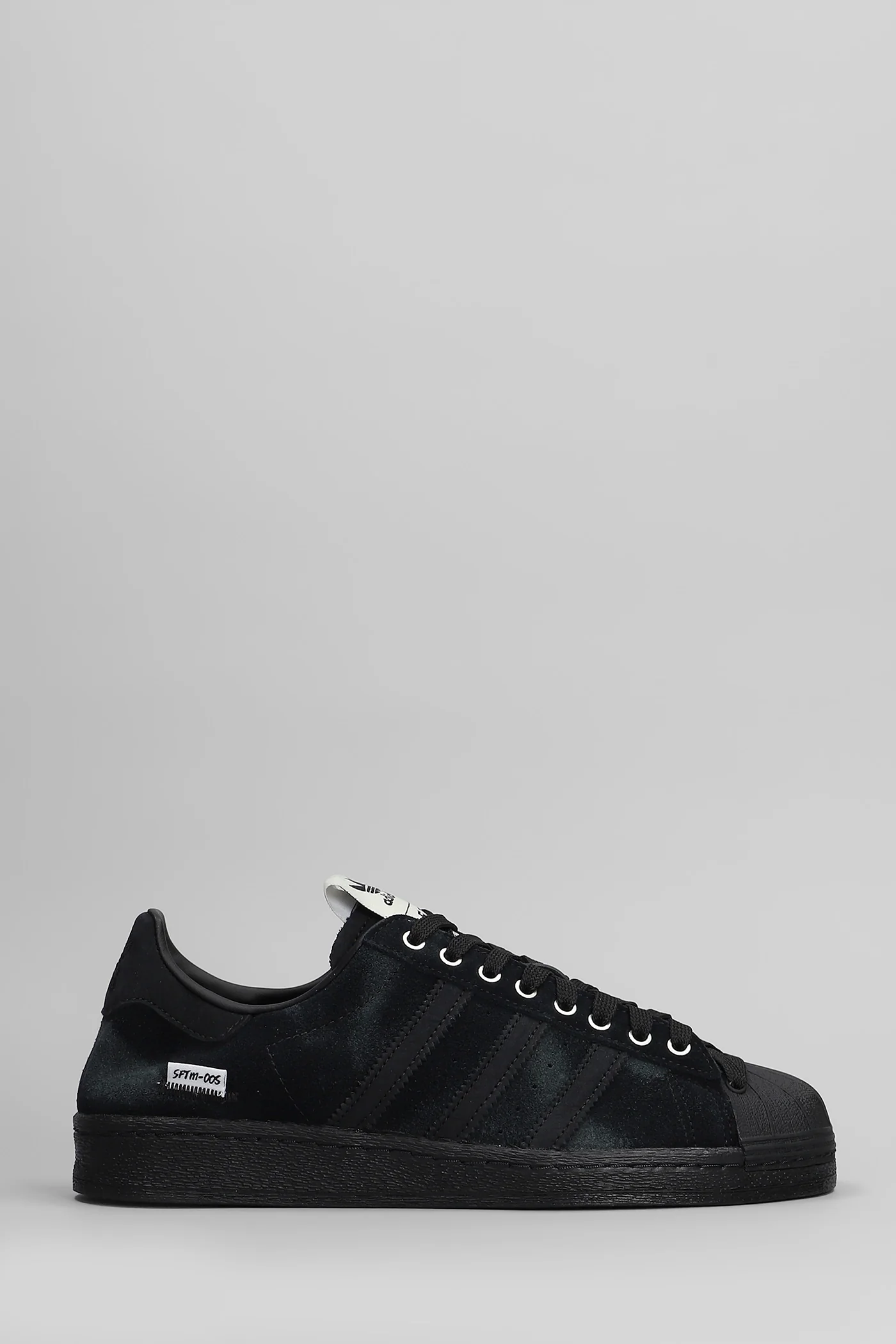 Superstar 82 Sneakers in black suede