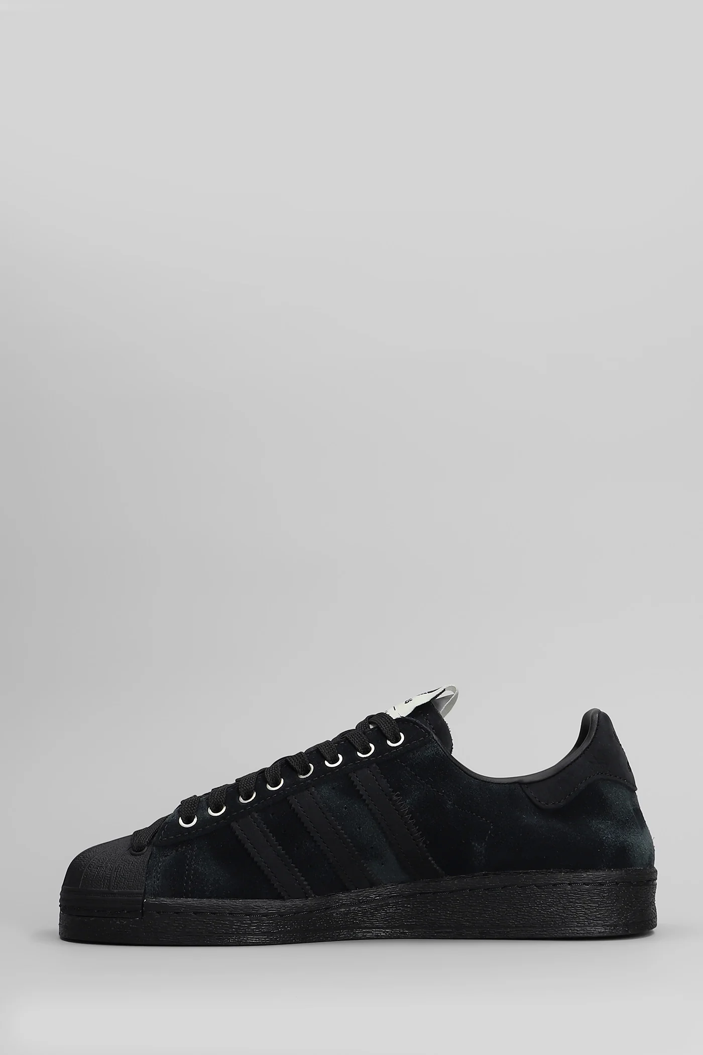Superstar 82 Sneakers in black suede - Image 3