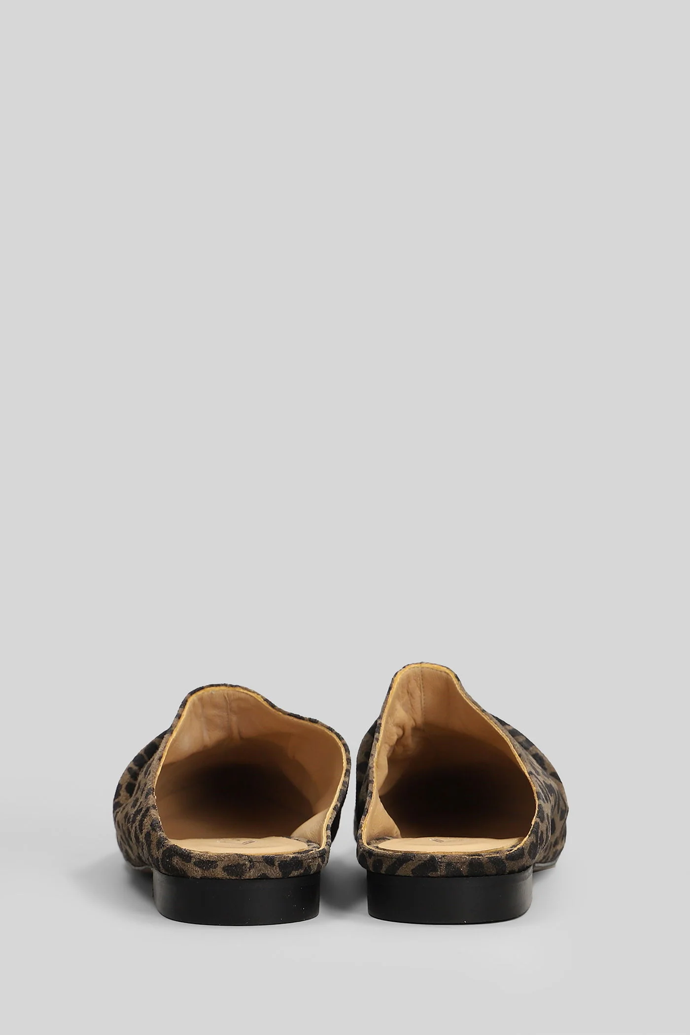 in Animalier suede - Image 4