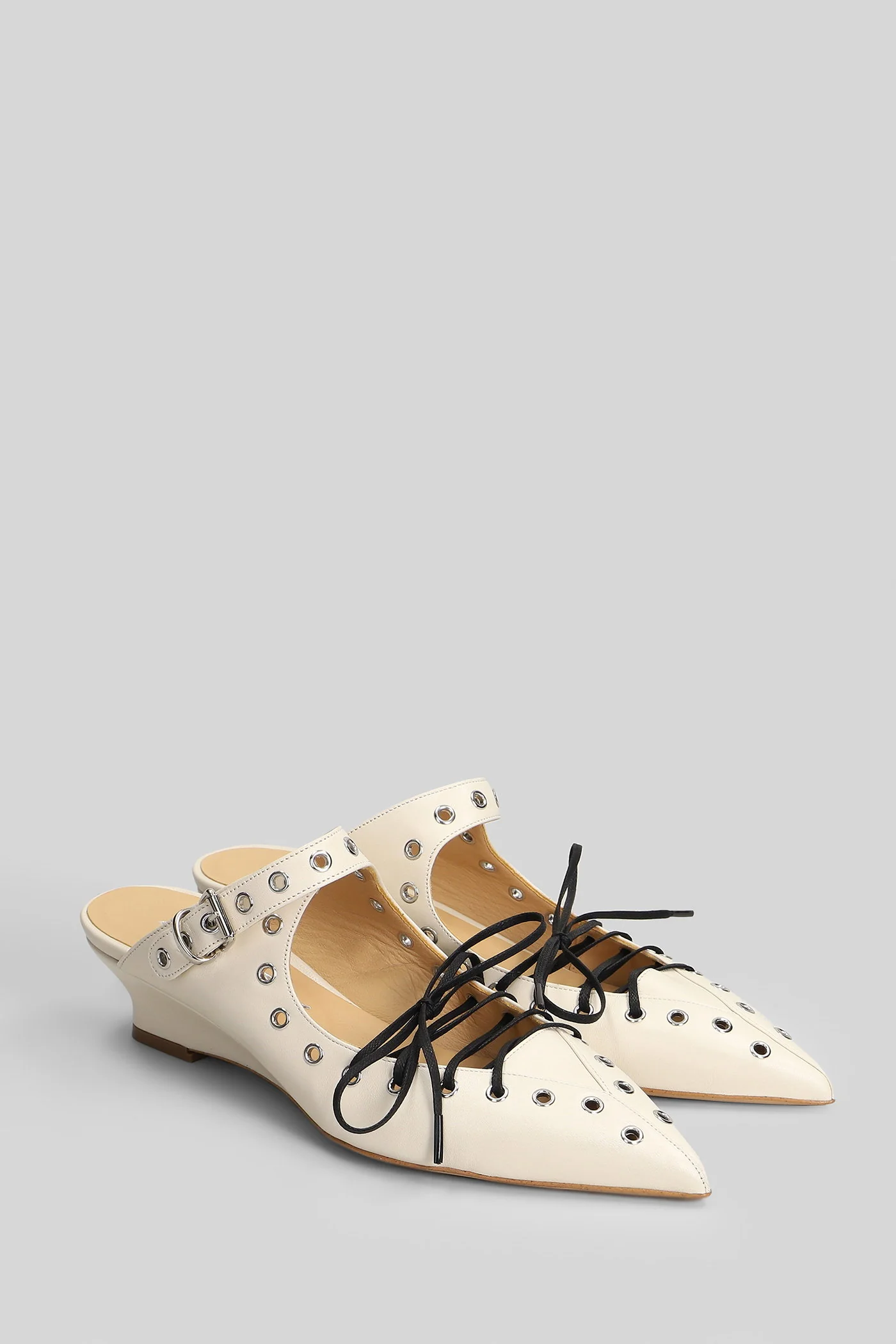 in beige leather - Image 2