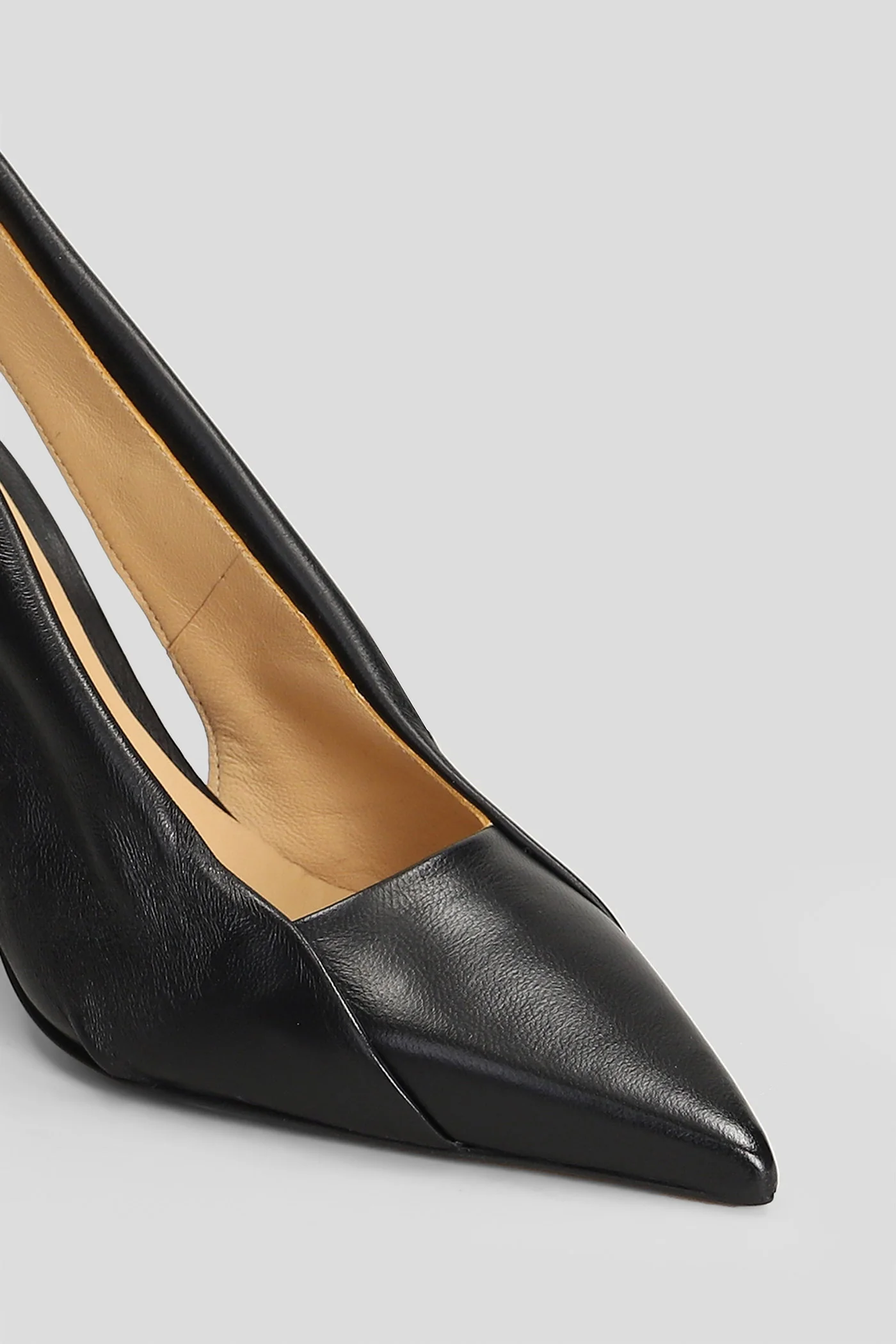 Pumps in black leather - Image 5