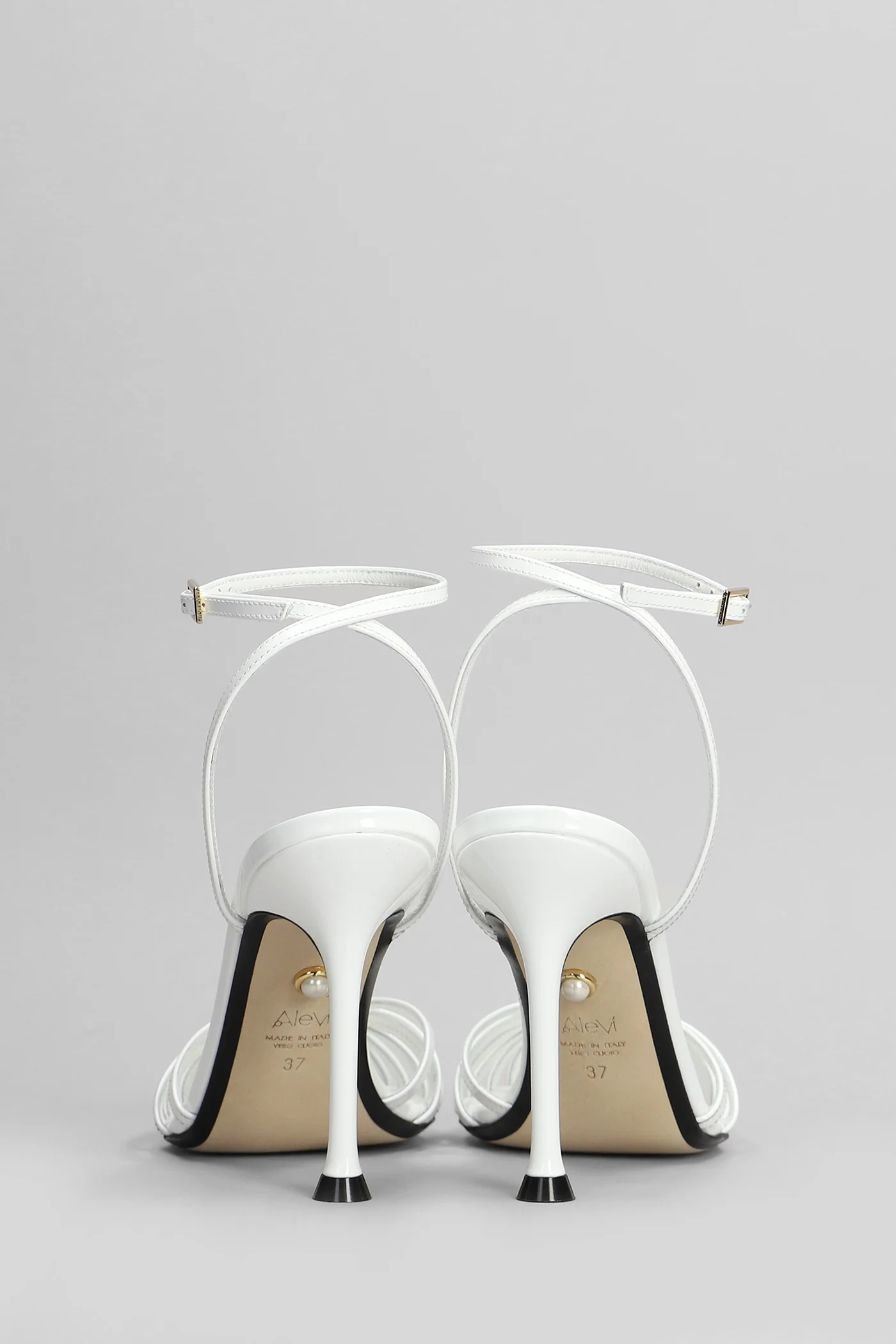 Ally 95 Sandals in white patent leather - Image 4