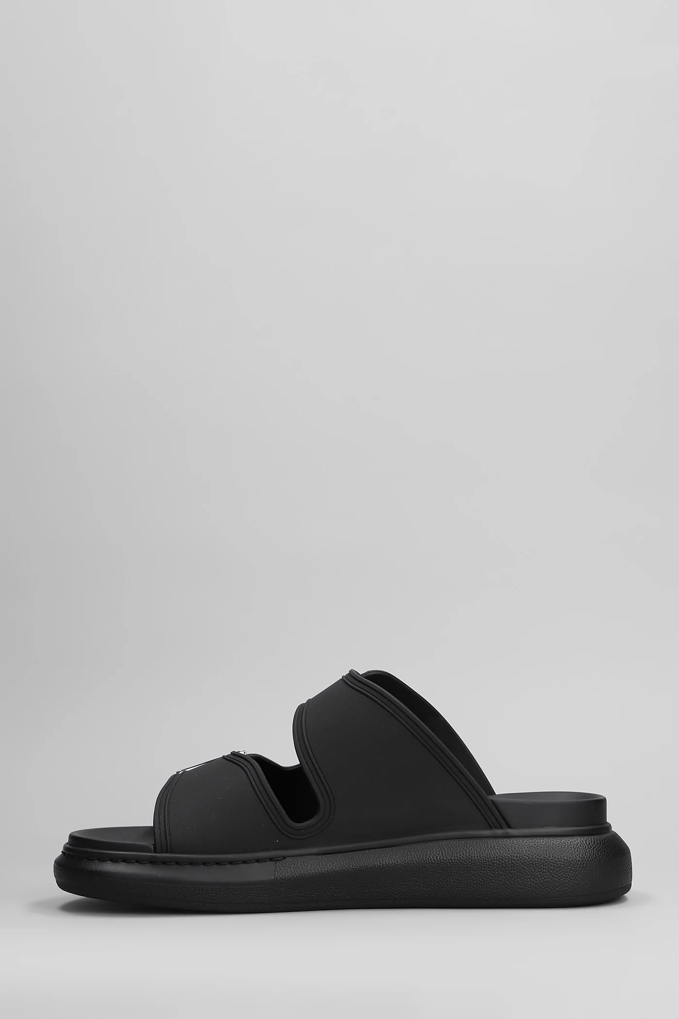 Flats in black rubber/plasic - Image 3