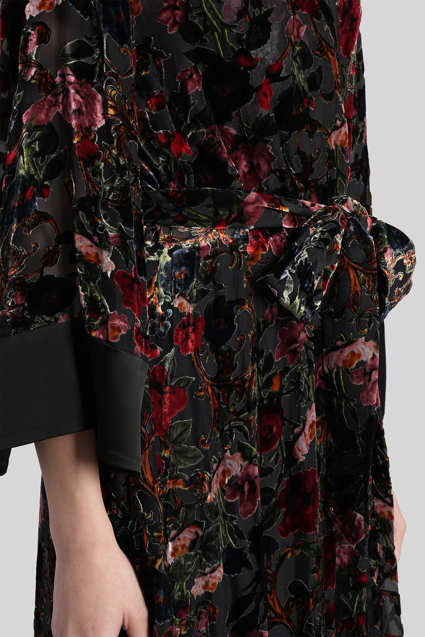 Nomi in black viscose - Image 5
