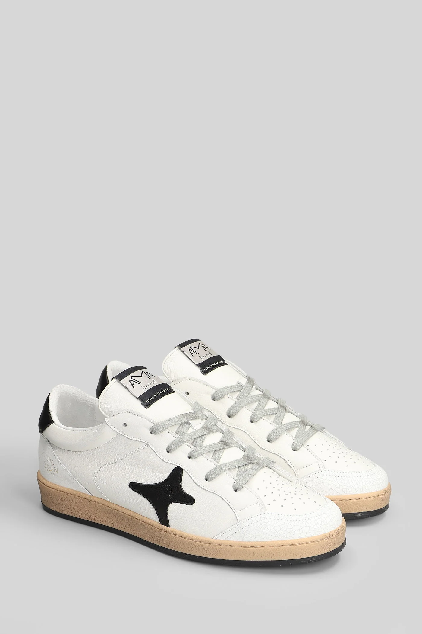 Sneakers in black leather - Image 2