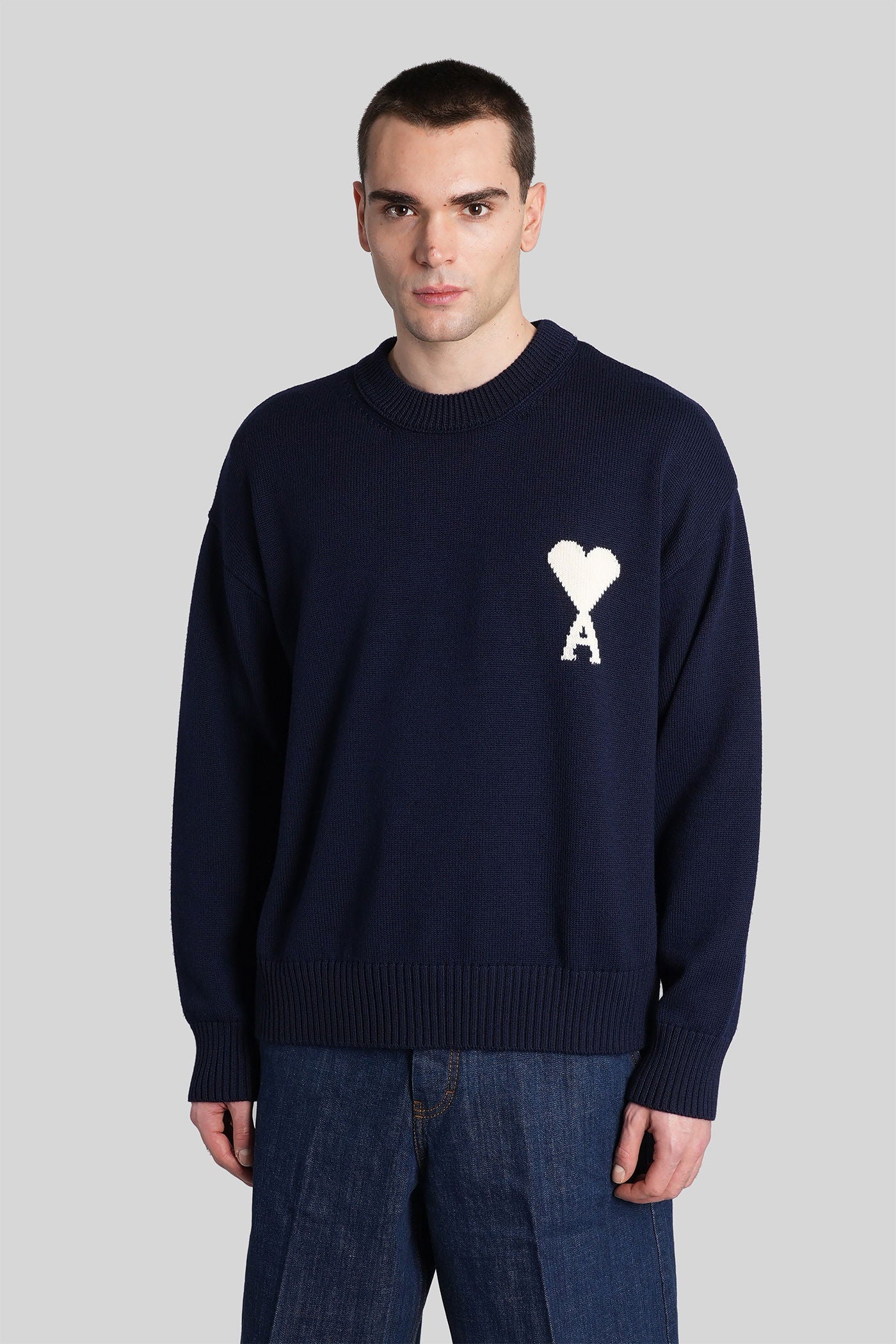 Knitwear in blue wool