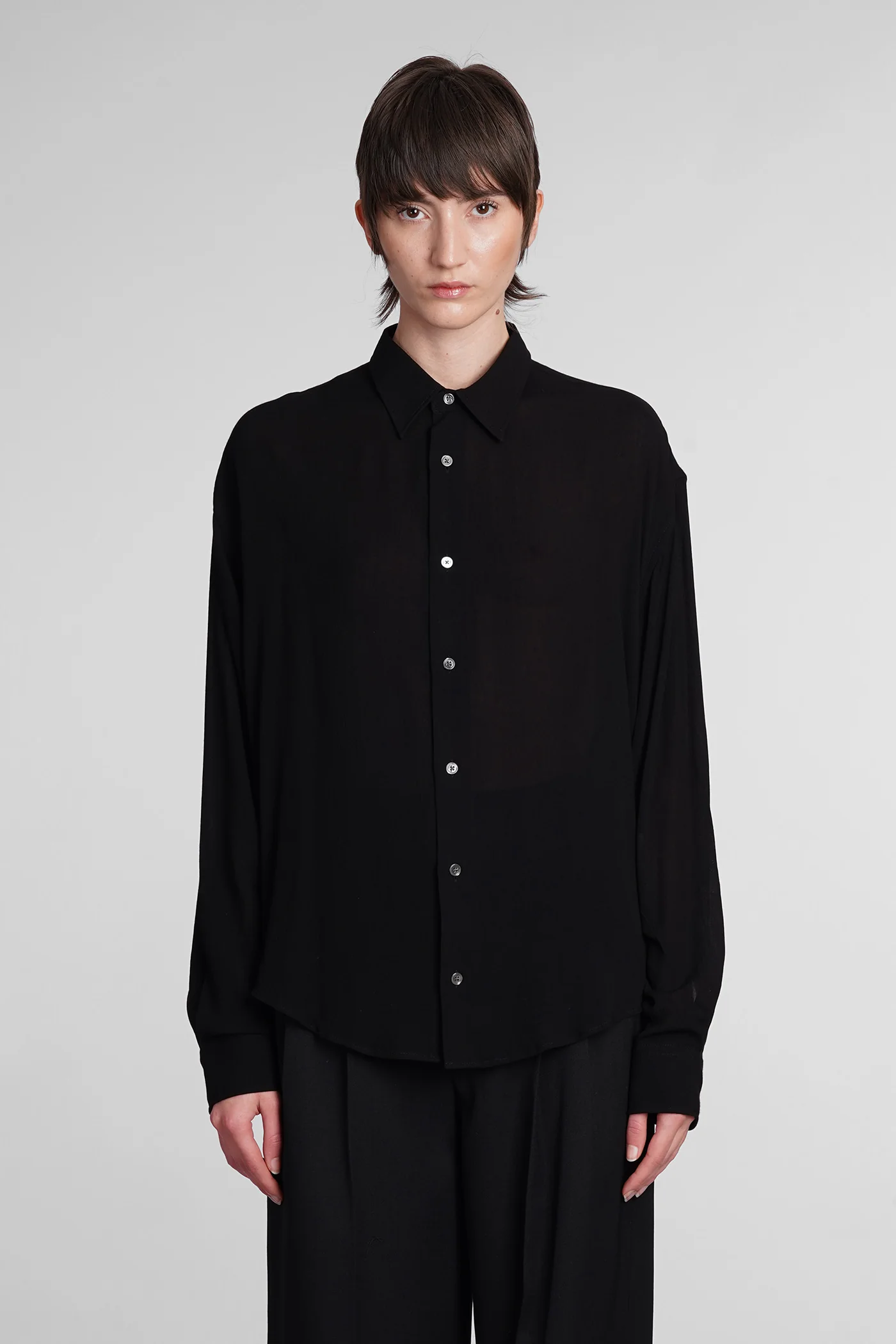 Shirt in black viscose