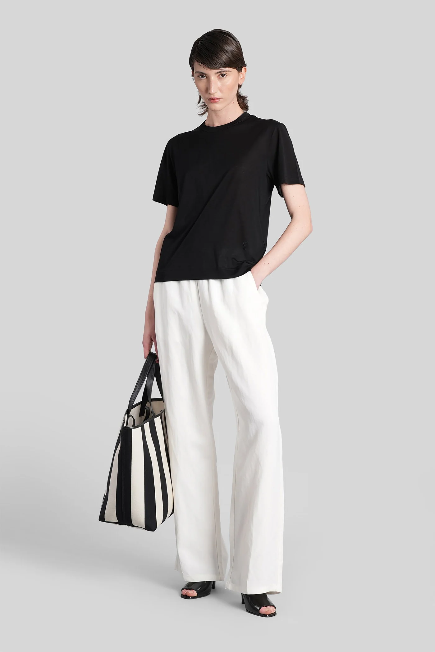 T-Shirt in black cotton - Image 2