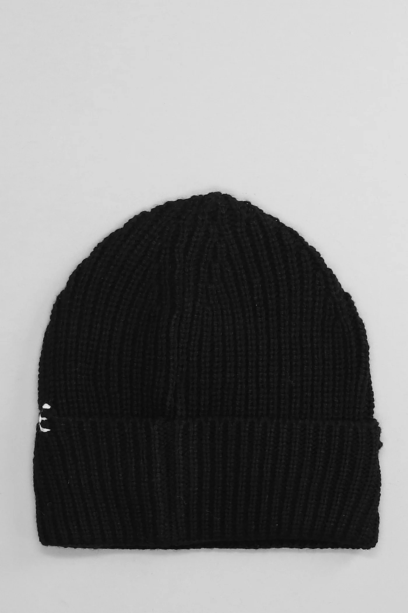 Hats in black wool - Image 2