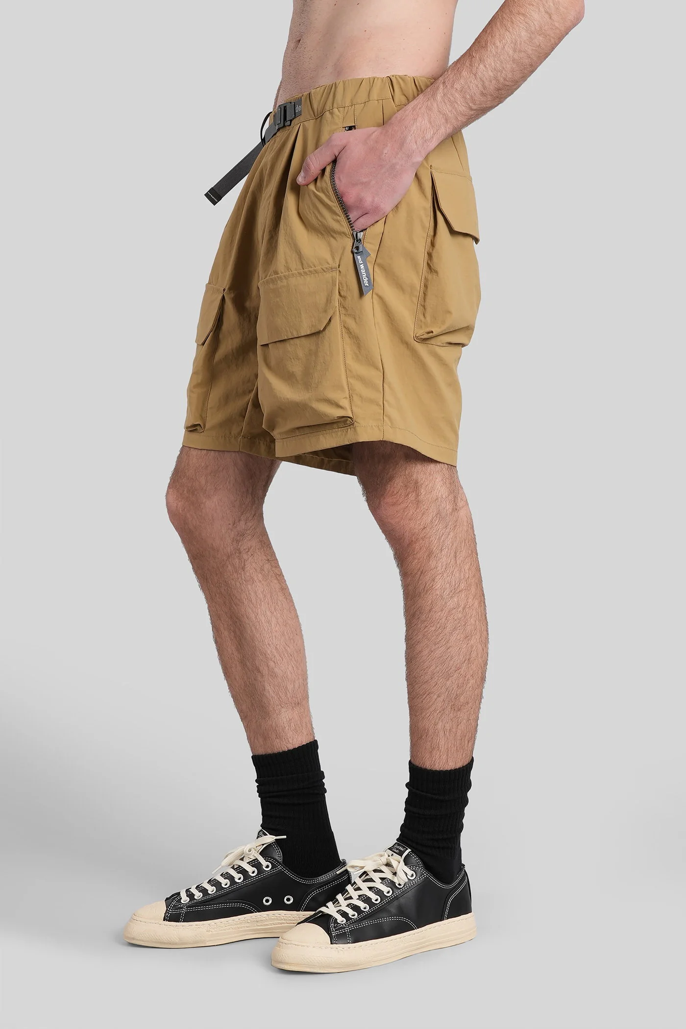 Shorts in beige nylon - Image 4