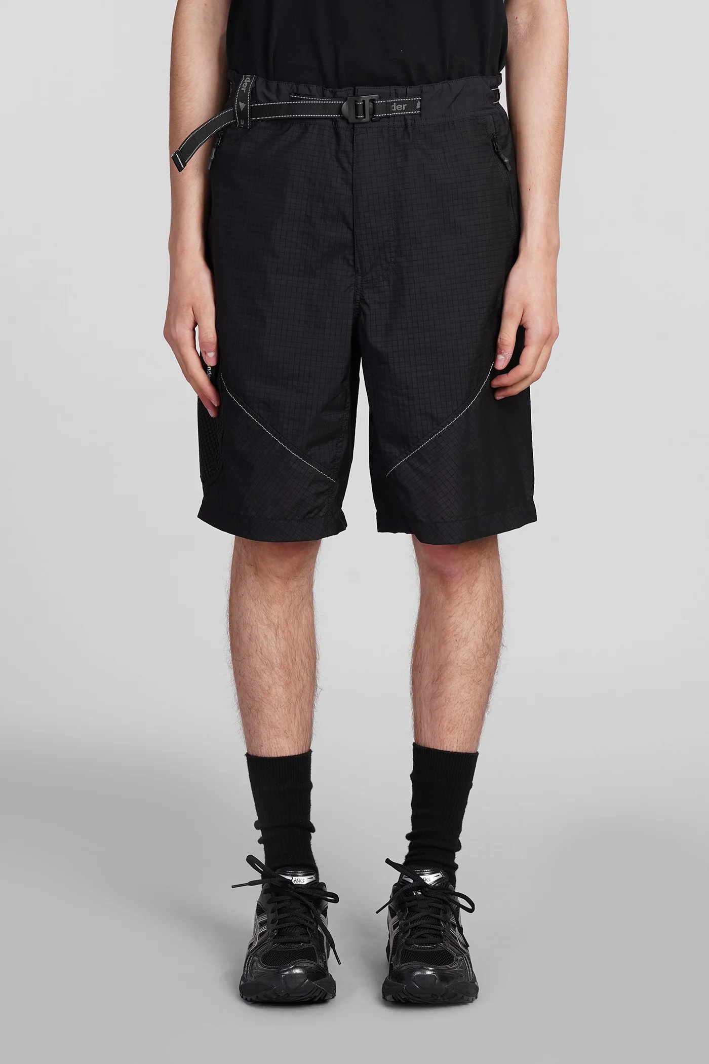 Shorts in black nylon
