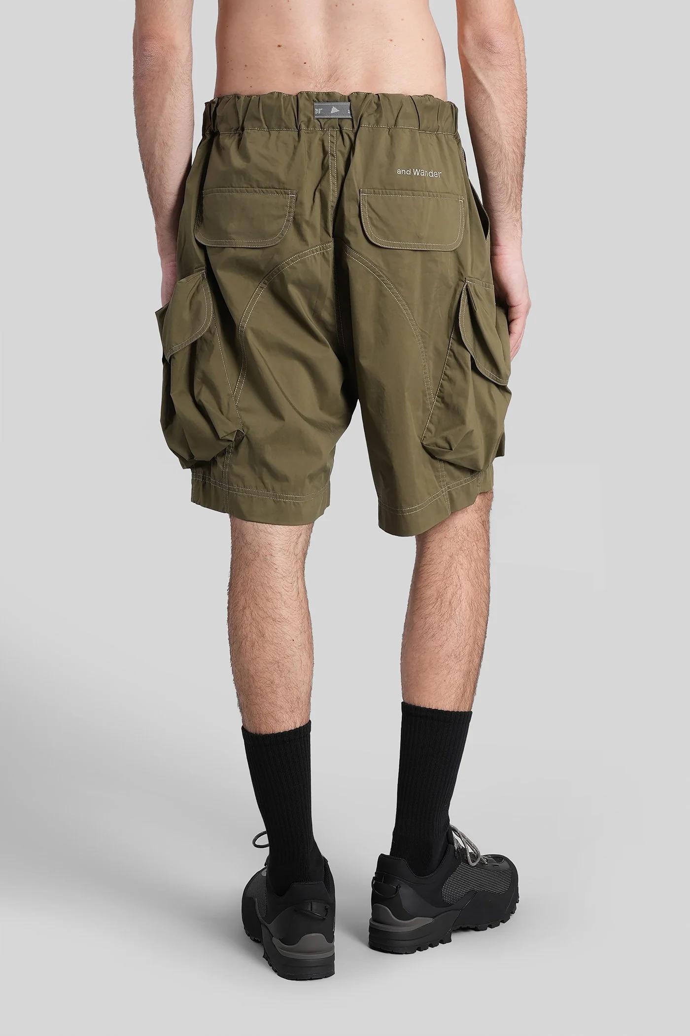 Shorts in green cotton - Image 3