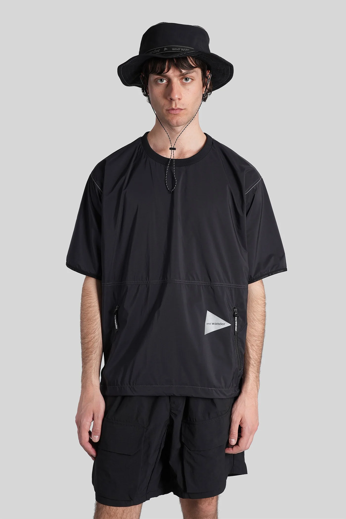 T-Shirt in black nylon