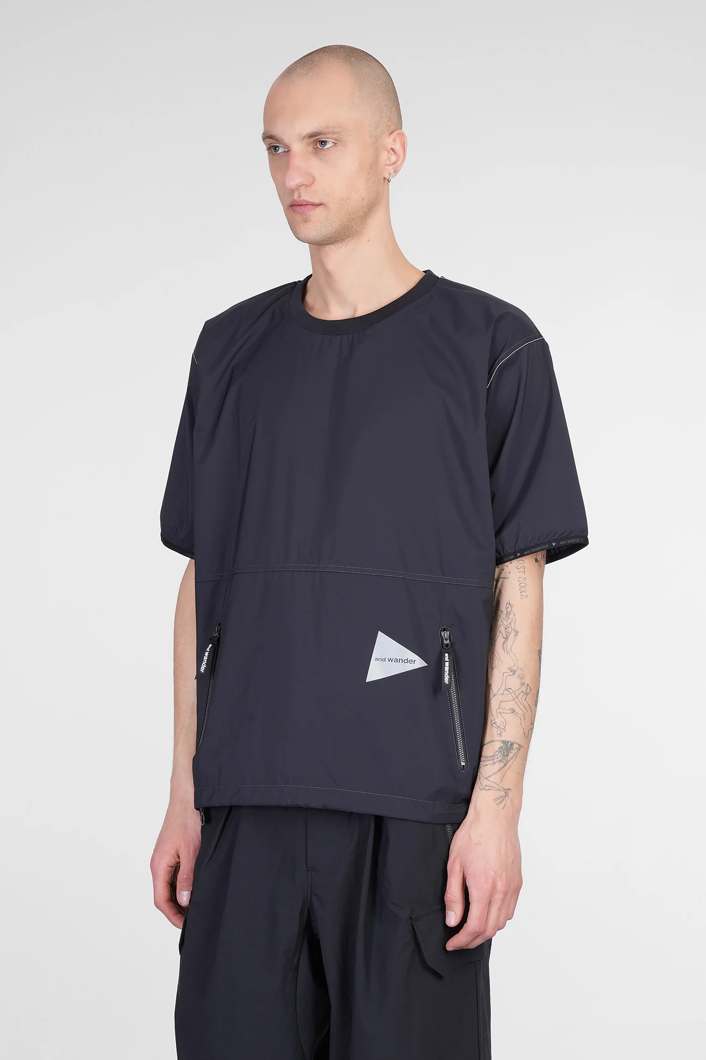 T-Shirt in black nylon - Image 4