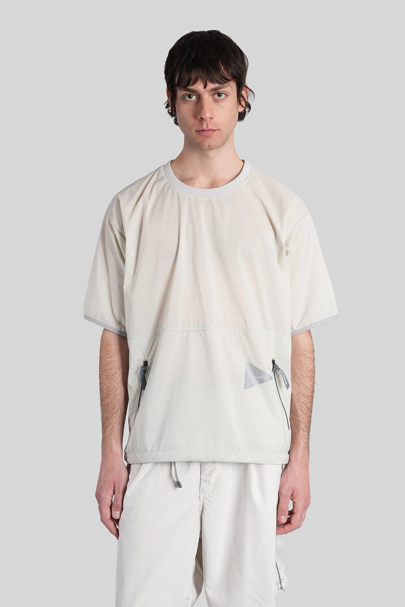 T-Shirt in grey nylon