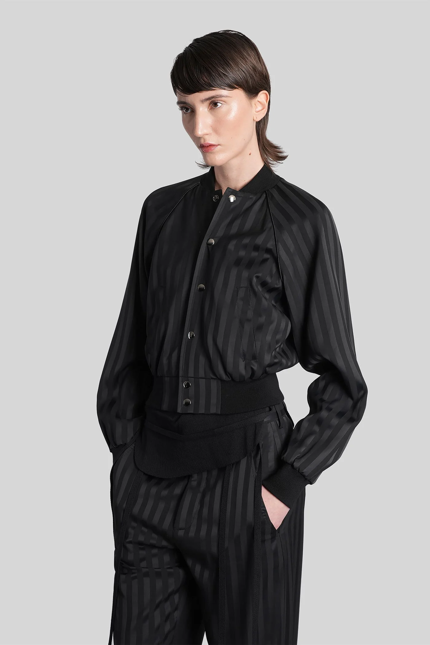 Arya Bomber Jacket in black viscose - Image 4