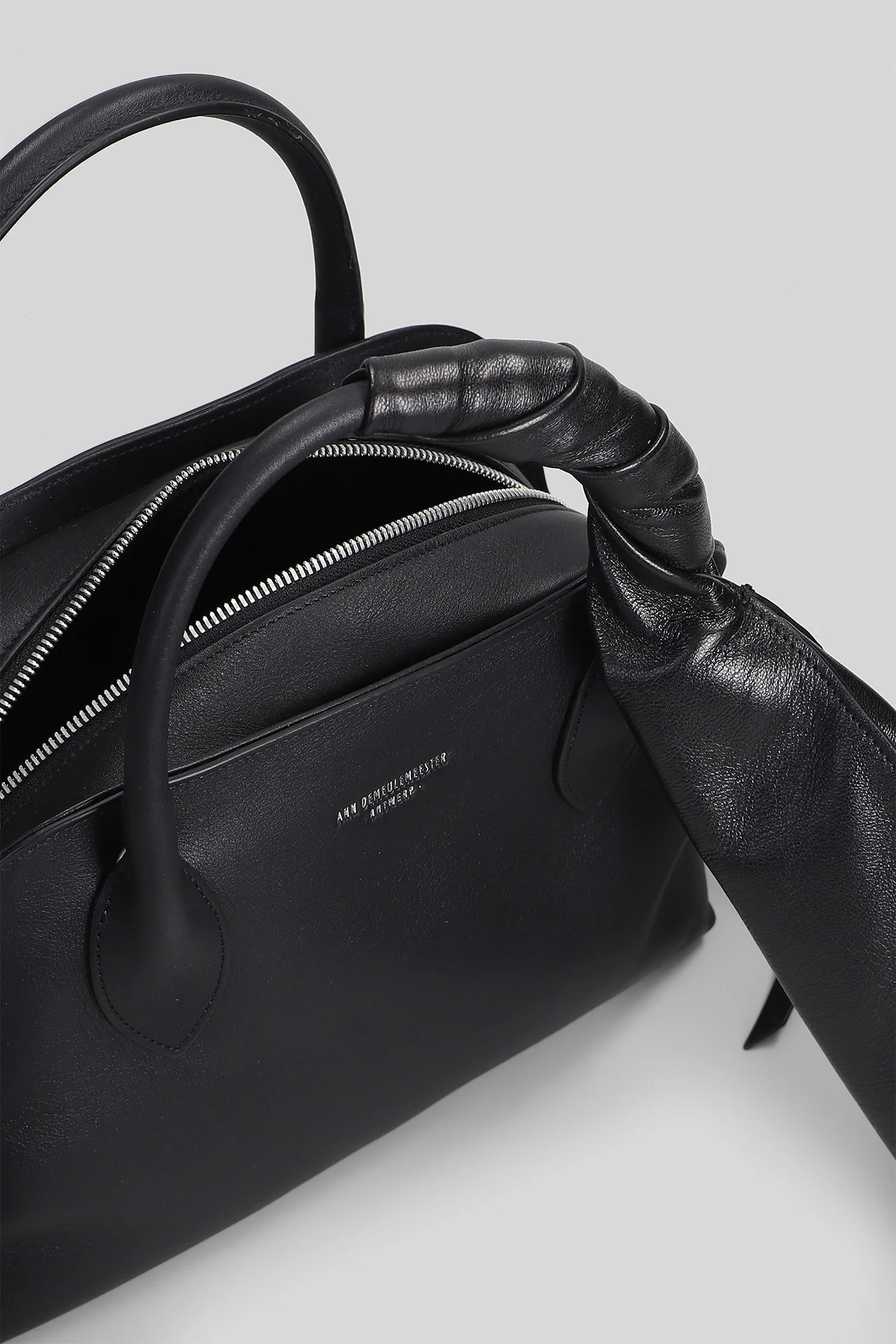 Audin small Shoulder bag in black leather - Image 4
